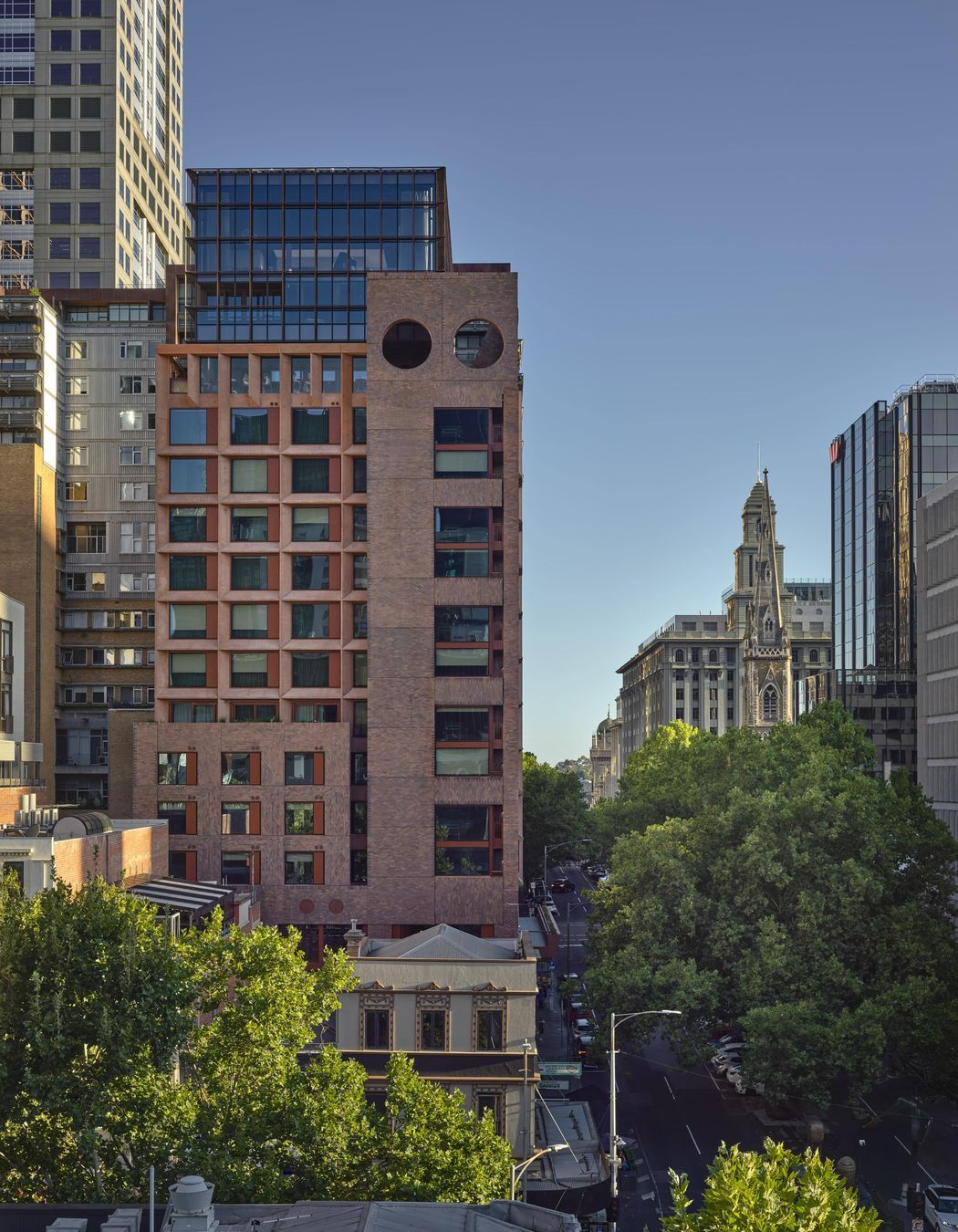 Brick-Inlay-Facade-Melbourne-Place-whole-building-min.jpg