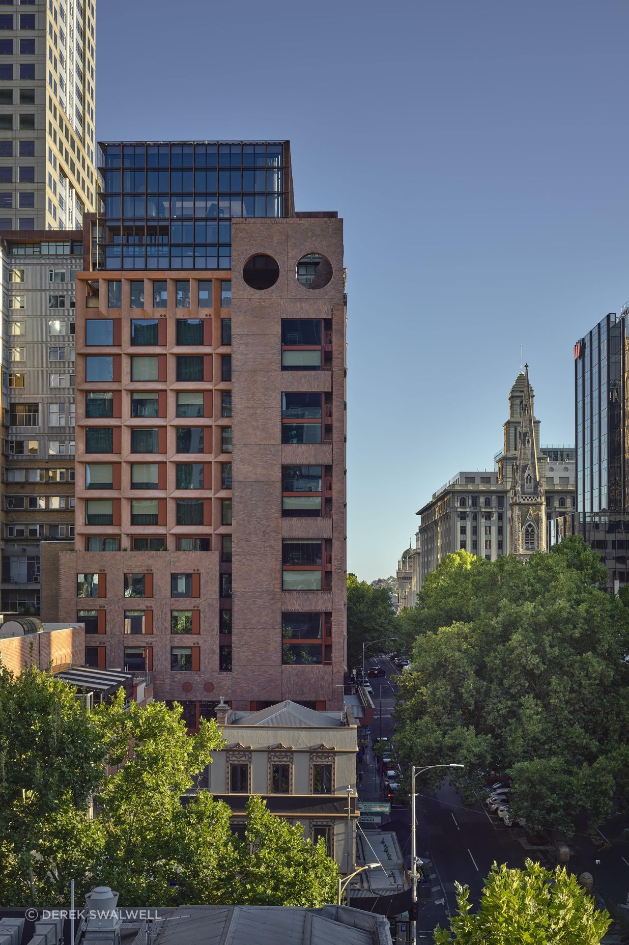 Brick-Inlay-Facade-Melbourne-Place-whole-building-min.jpg