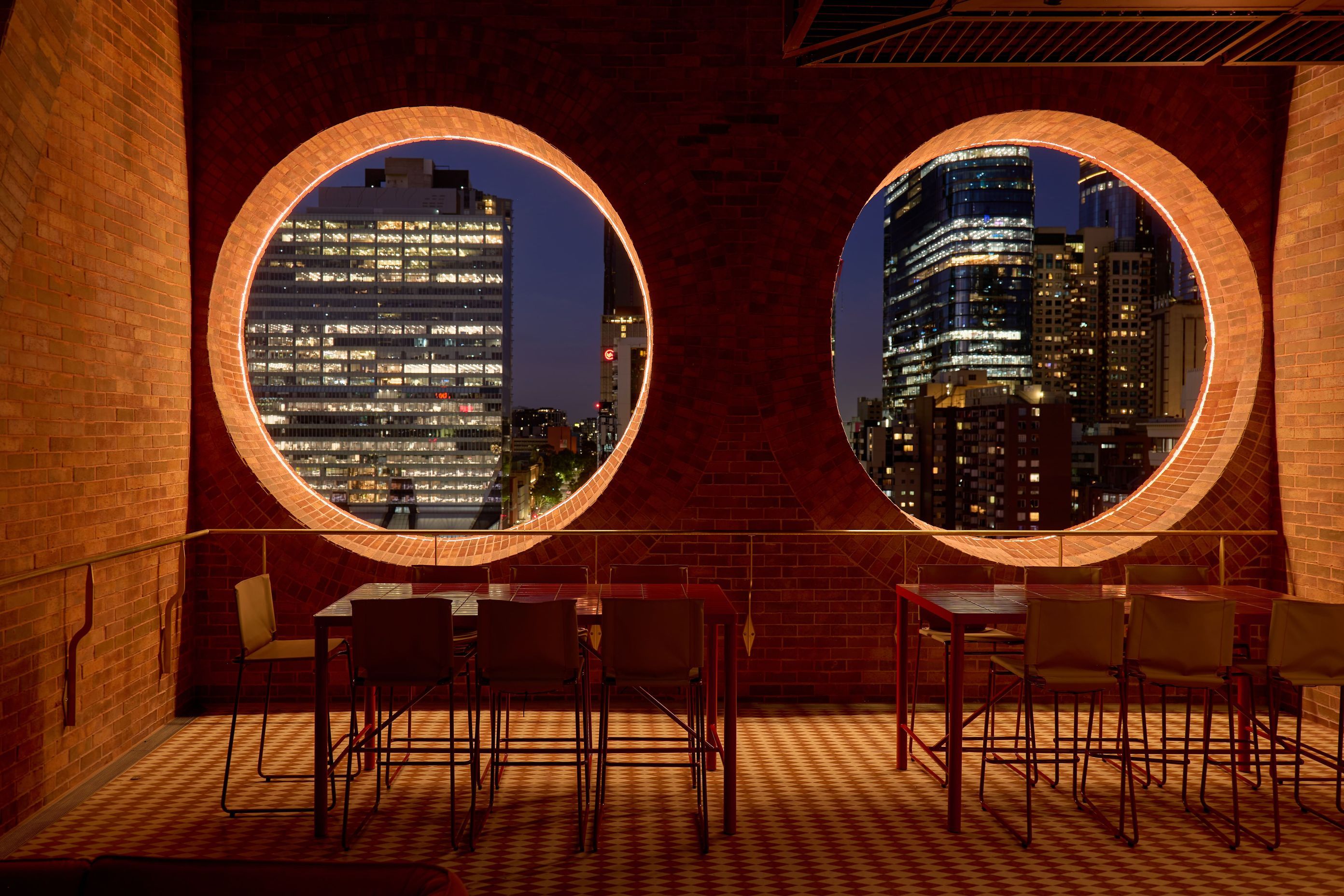 Brick-Inlay-detailing-Light-Grampian-Blue-Melbourne-Place-night-min.jpg