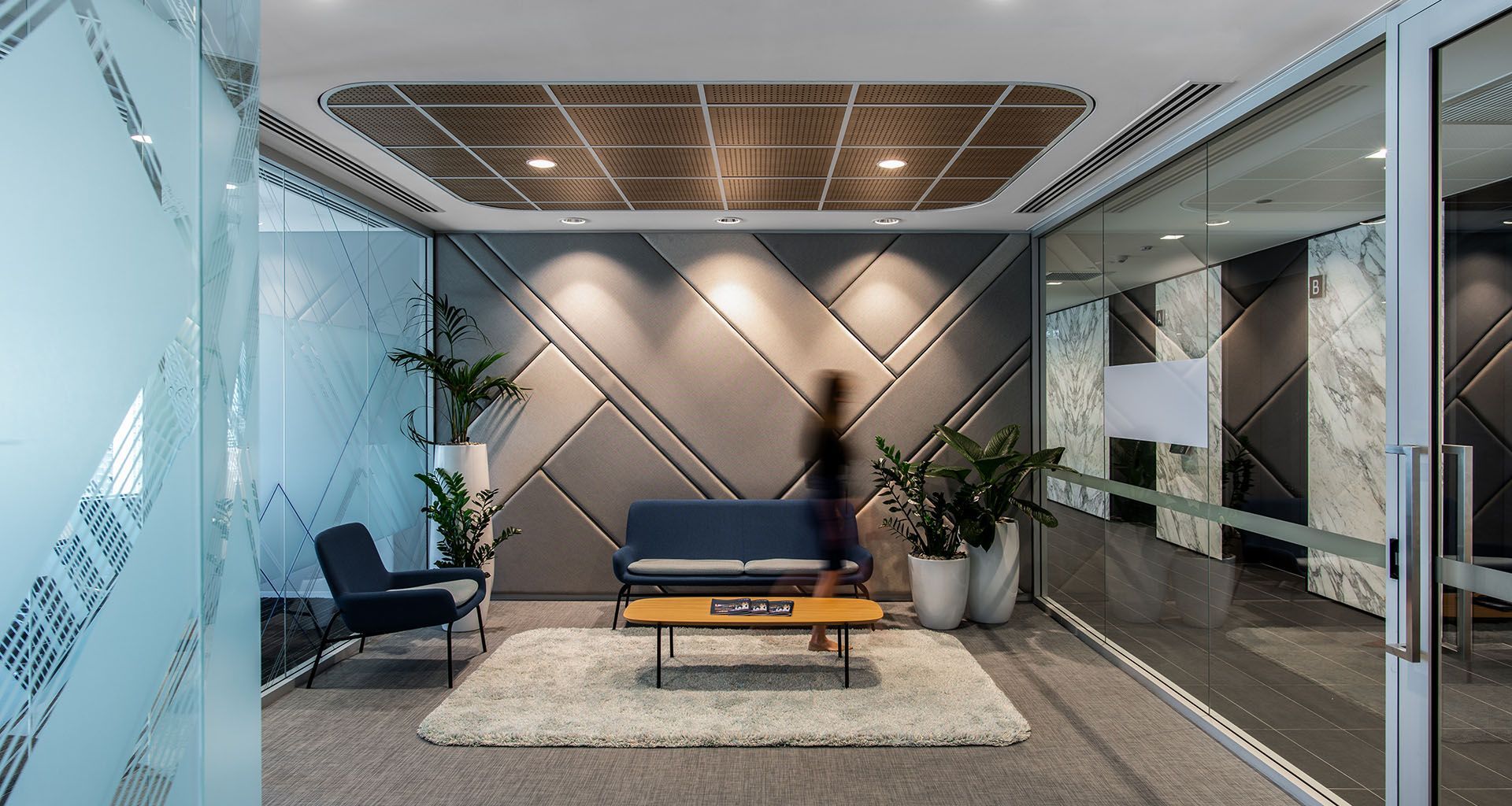 FTI Consulting banner