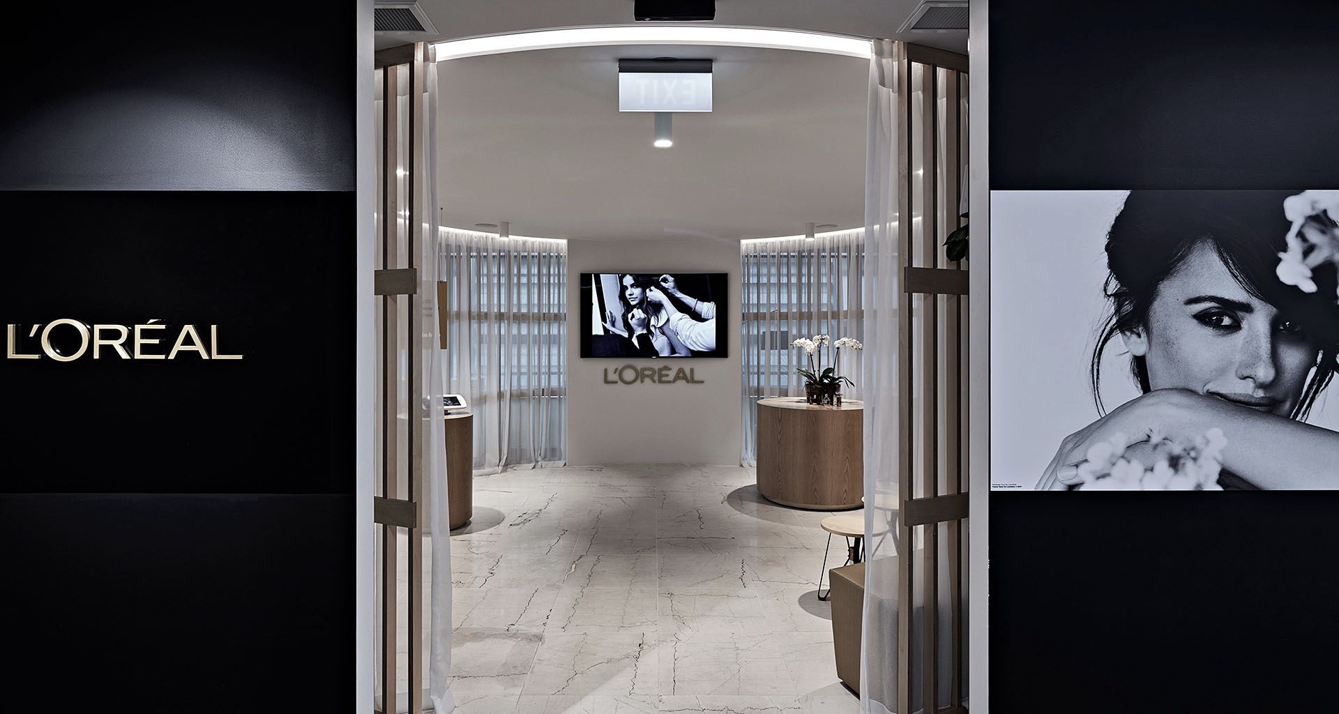 L’oréal Head Office banner