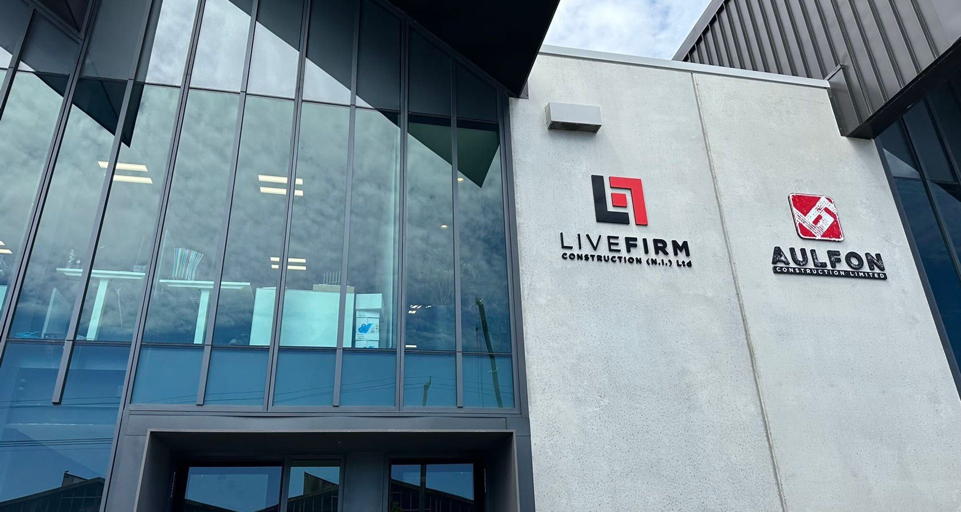 LIVEFIRM Construction & AULFON Construction HQ banner