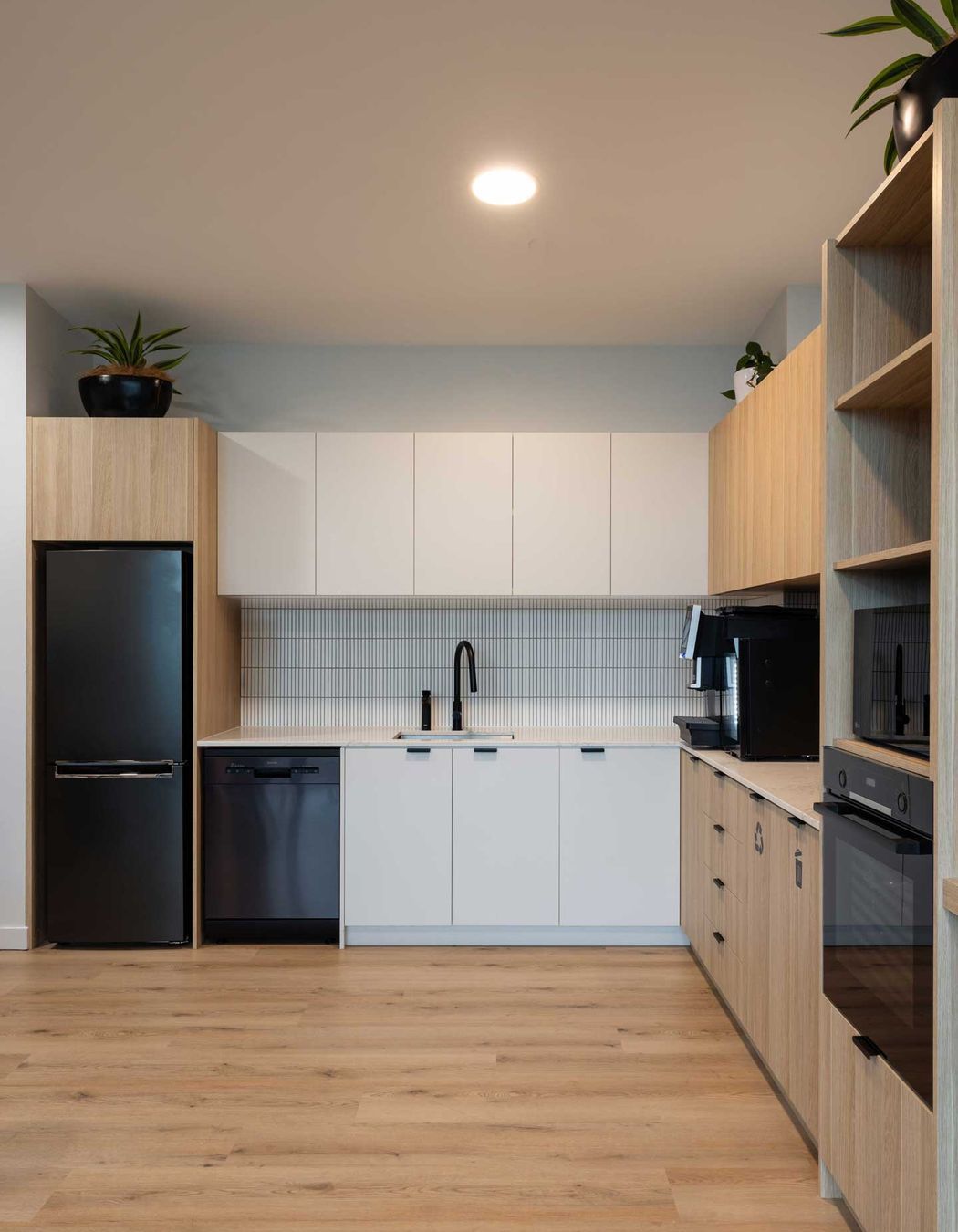DHL-AucklandWorkplace-Design6-v2.jpg