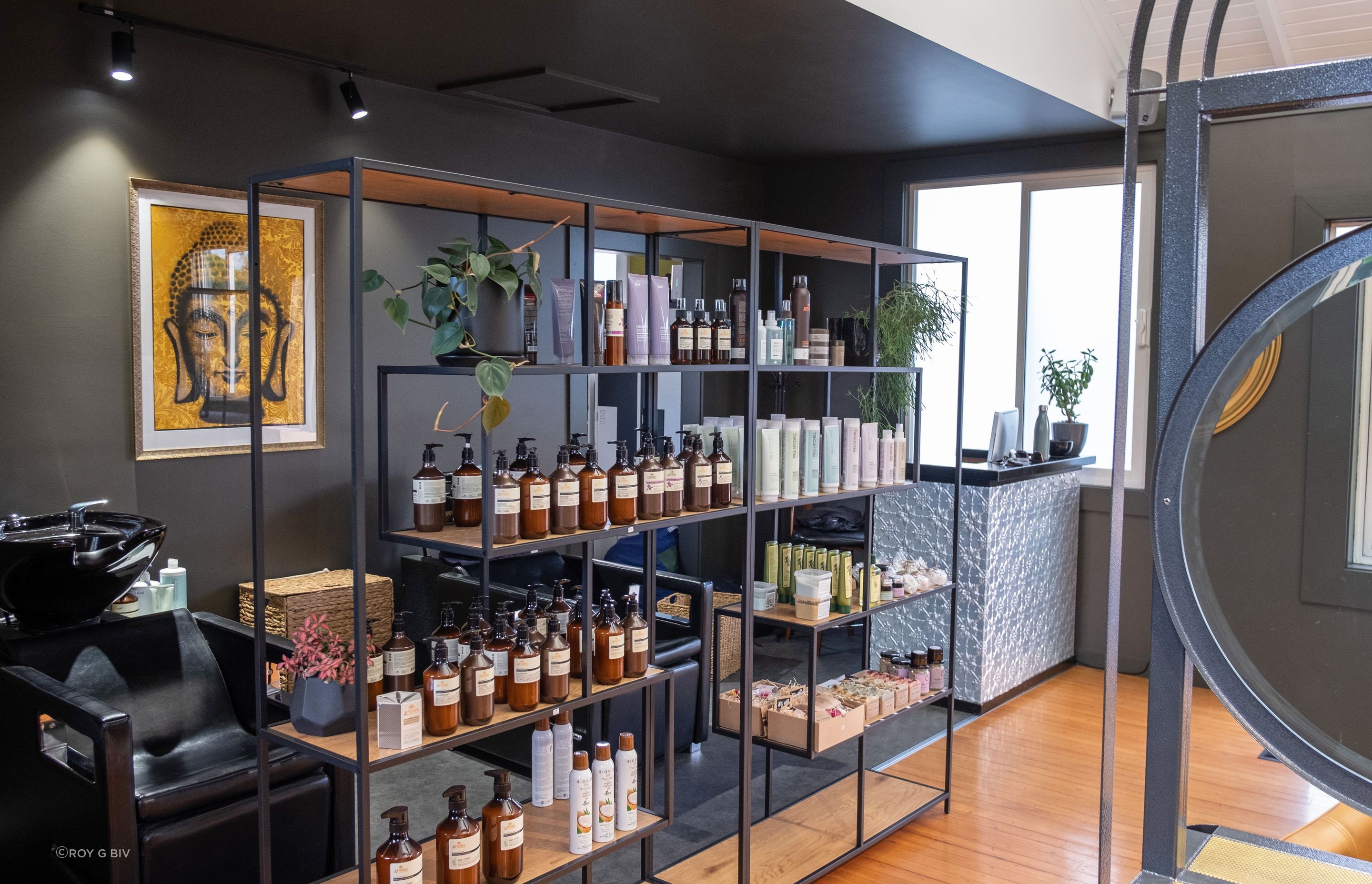 Shambahla hair salon