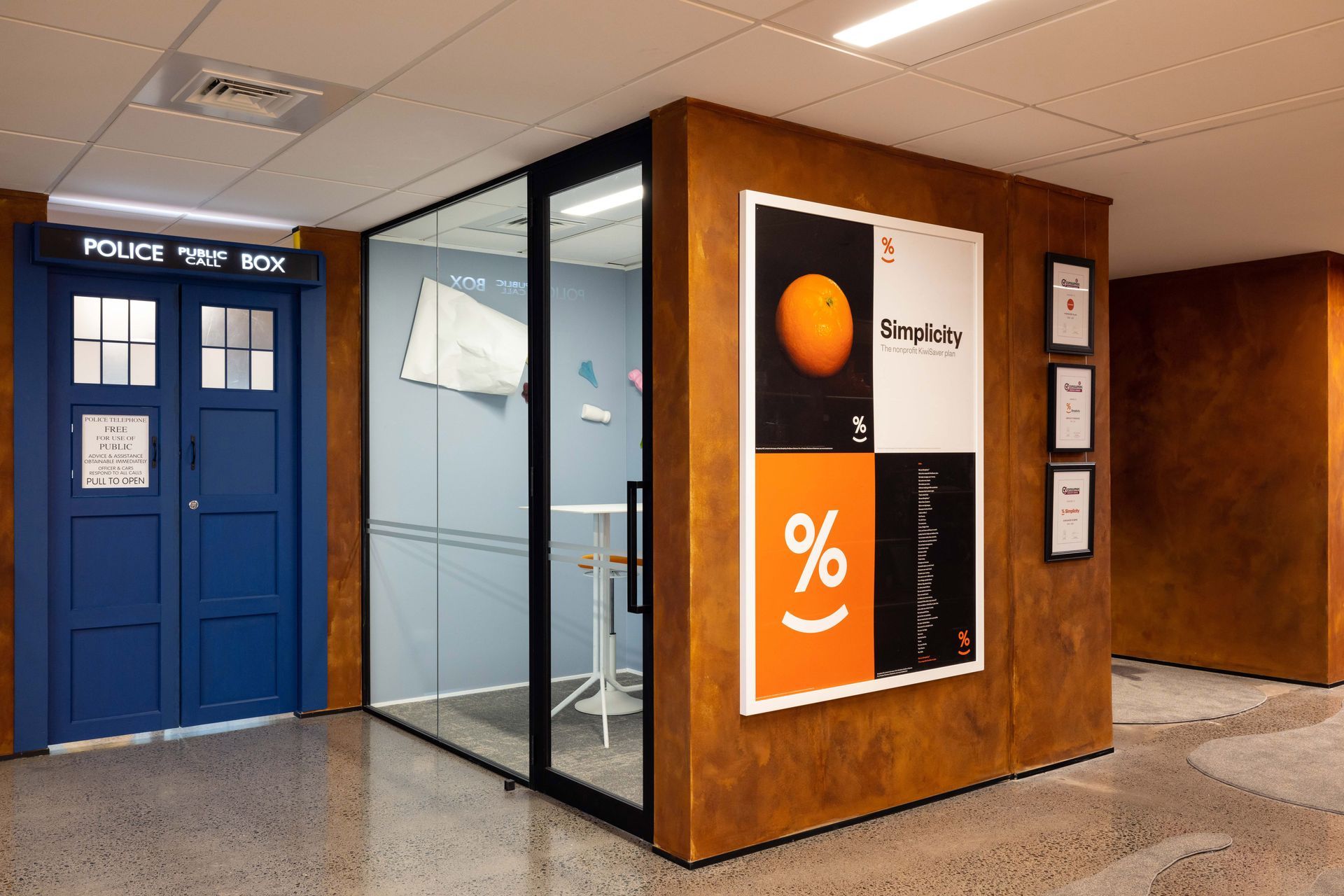 DWID-DINZ-Best-Interior-Awards-2023-Retro-Office-8-v2.jpg