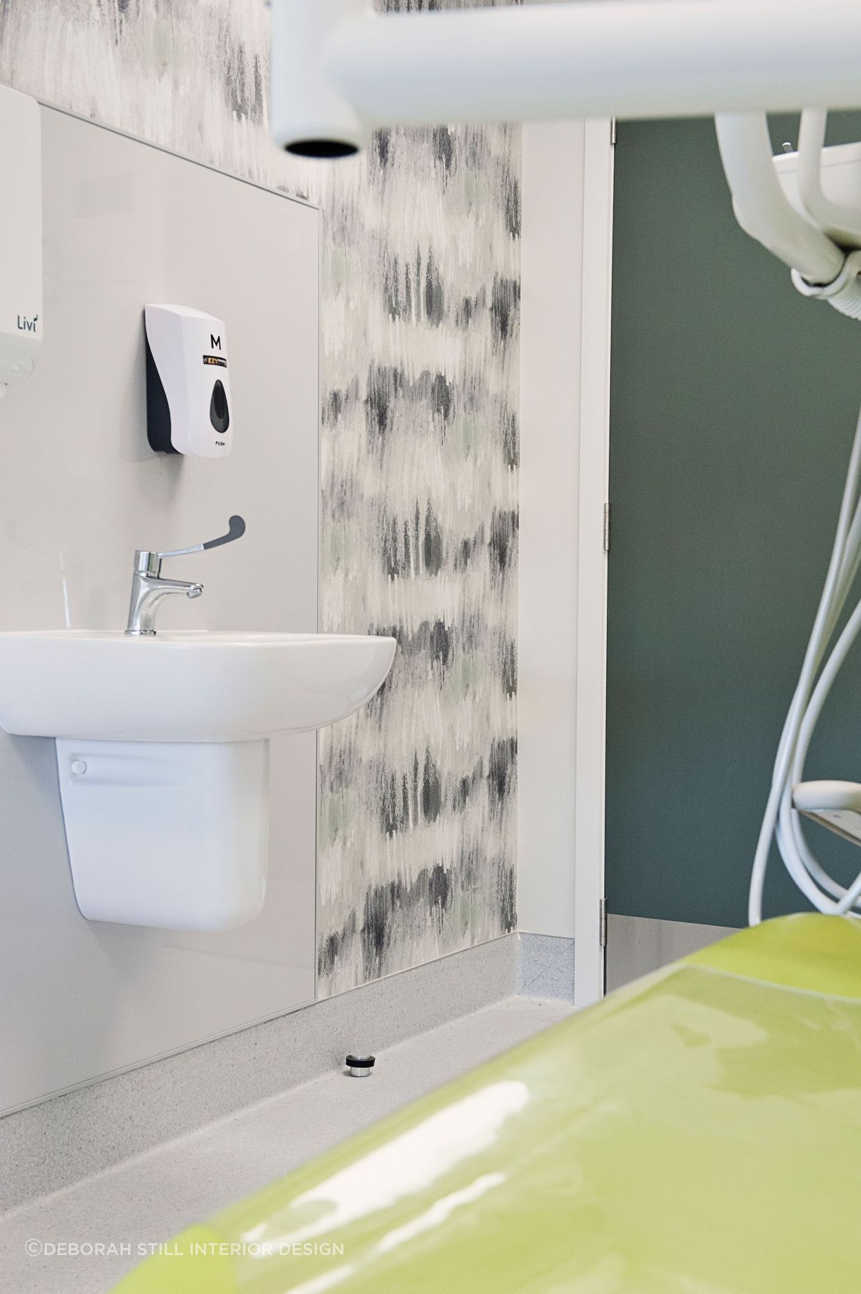 Dentist0126.jpg