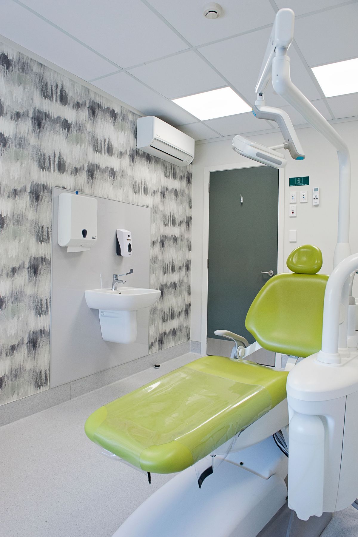 Dentist0134.jpg