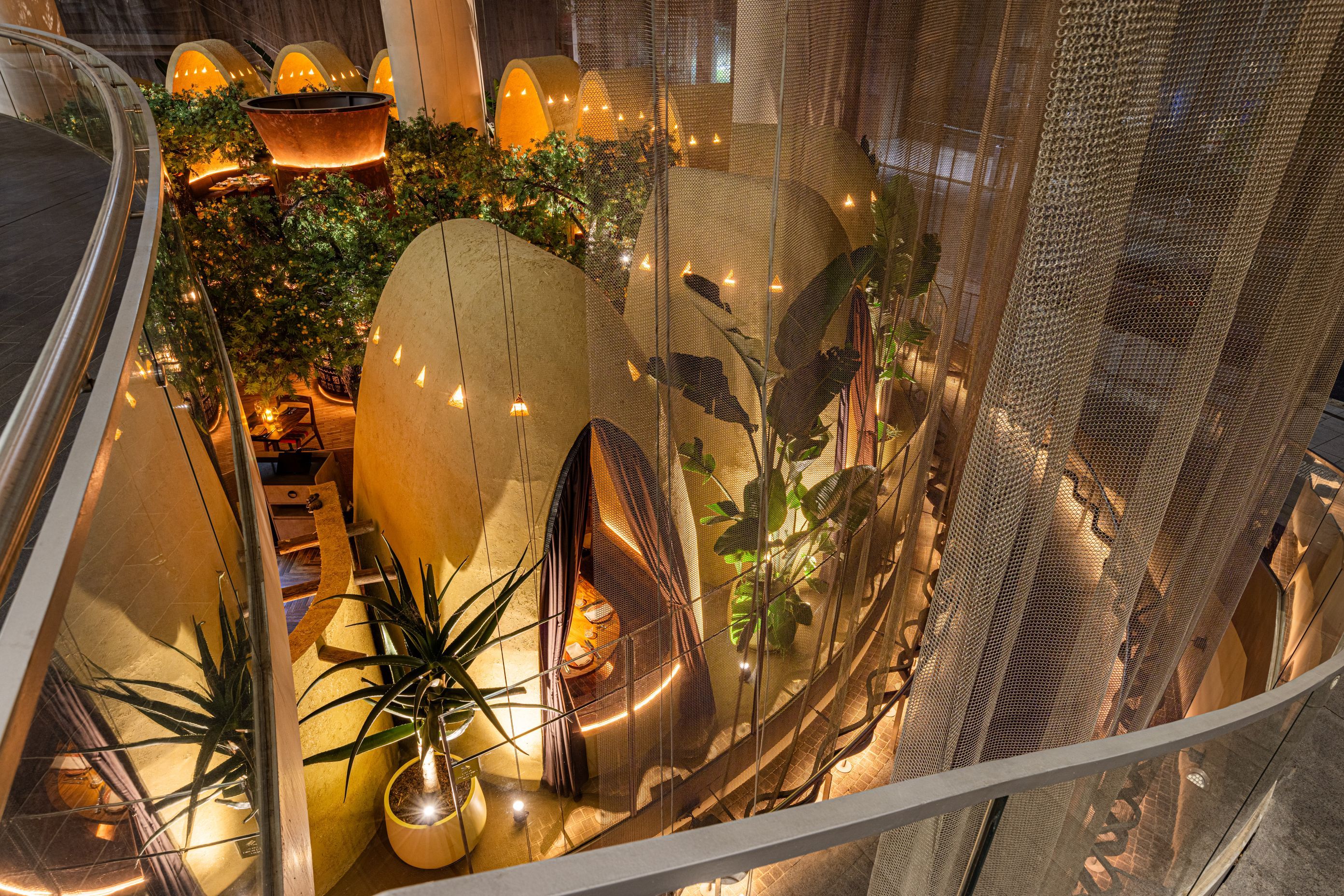 HERO-2-The-Meat-and-Wine-Co-Circular-Quay-Restaurant-Design-COOOP.jpg