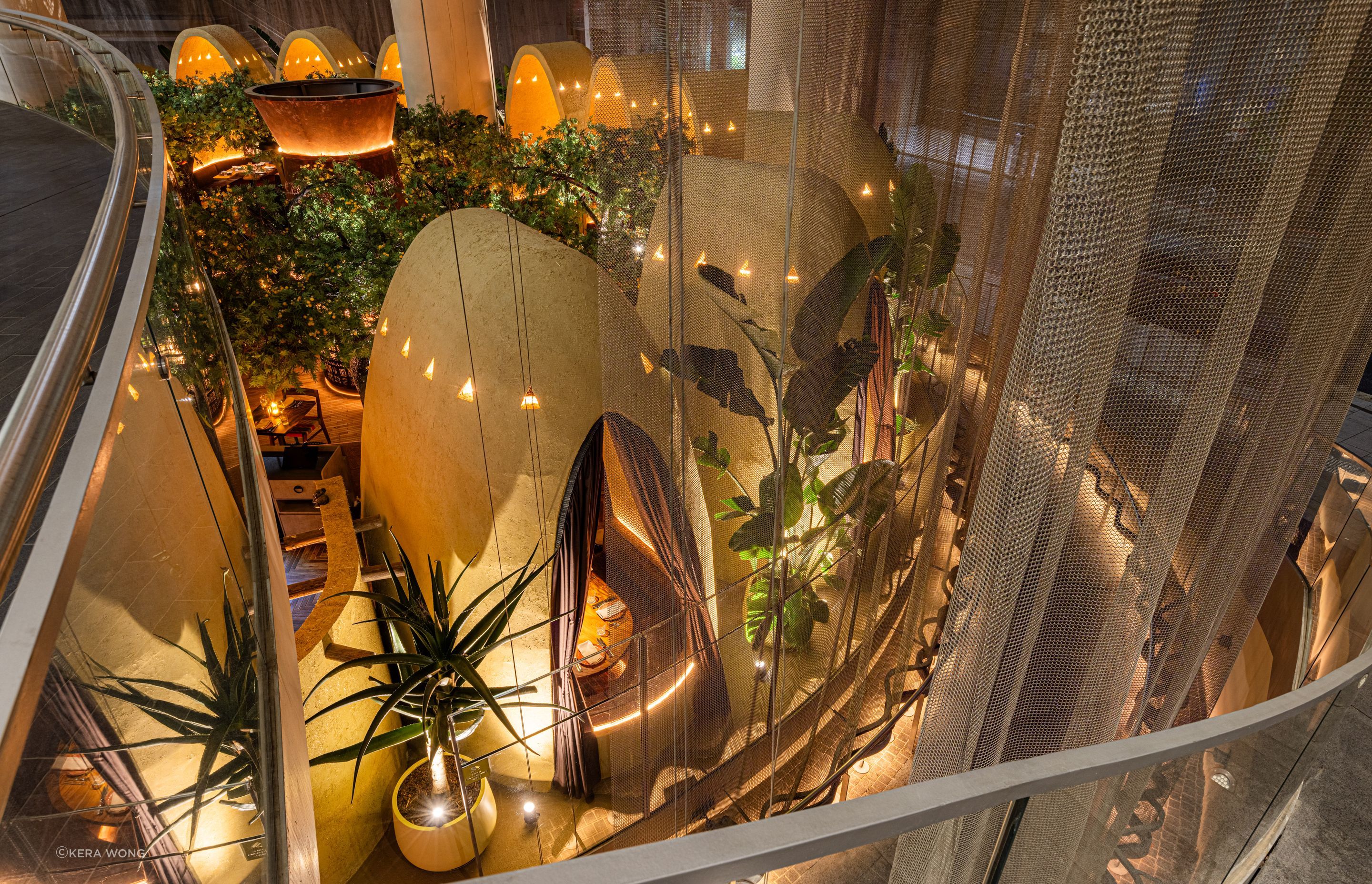 HERO-2-The-Meat-and-Wine-Co-Circular-Quay-Restaurant-Design-COOOP.jpg
