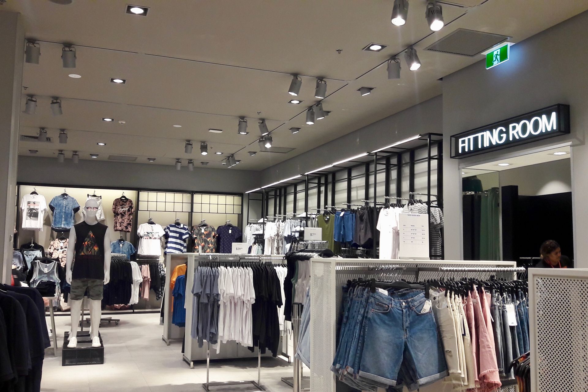 H&M Shop