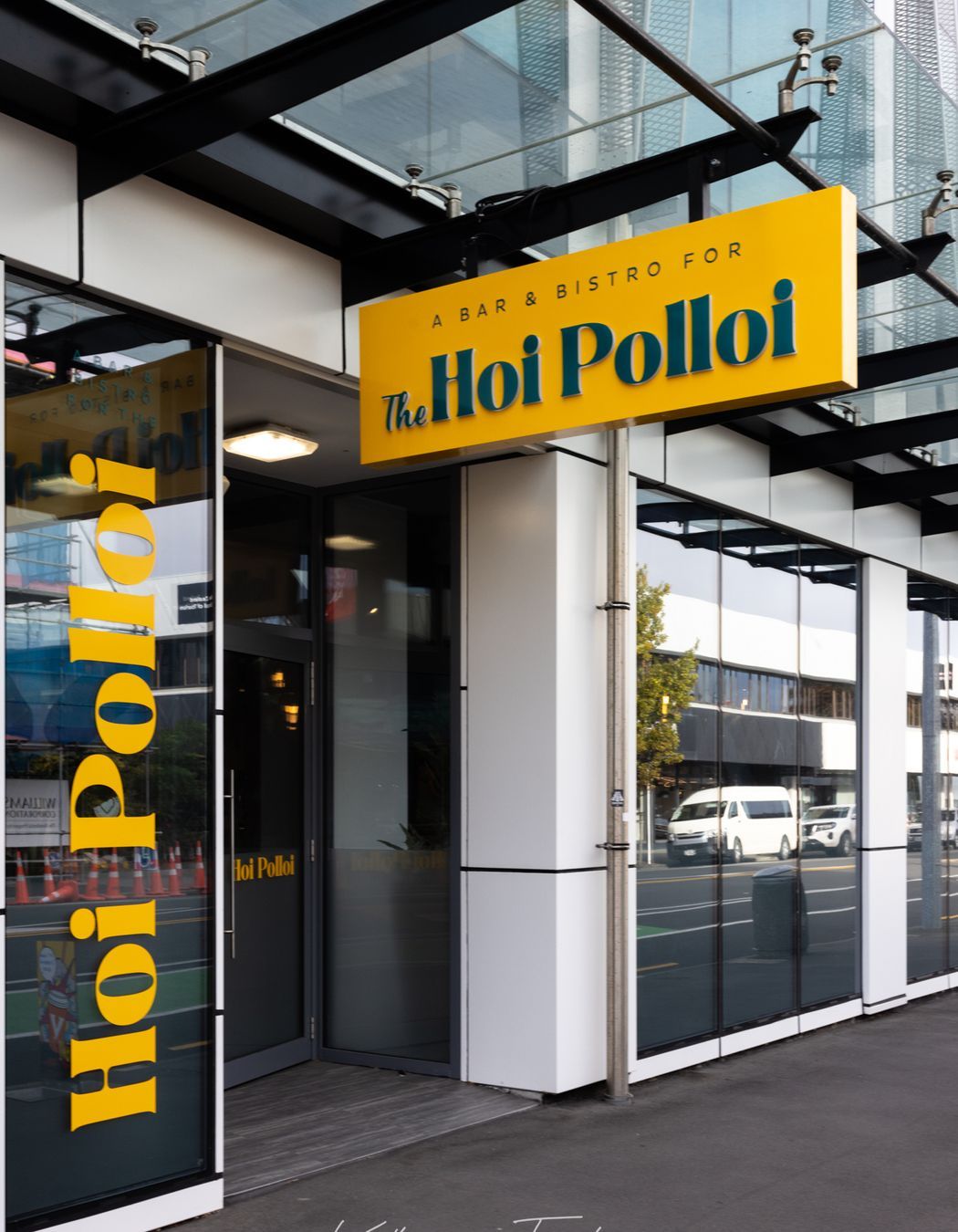 Hoi-Polloi-3.jpg