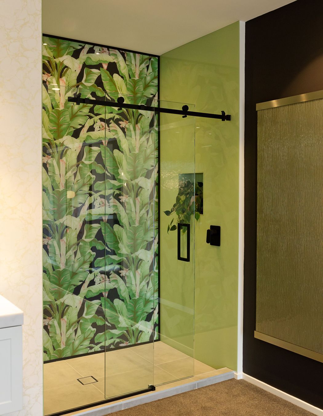 Image Glass Showroom