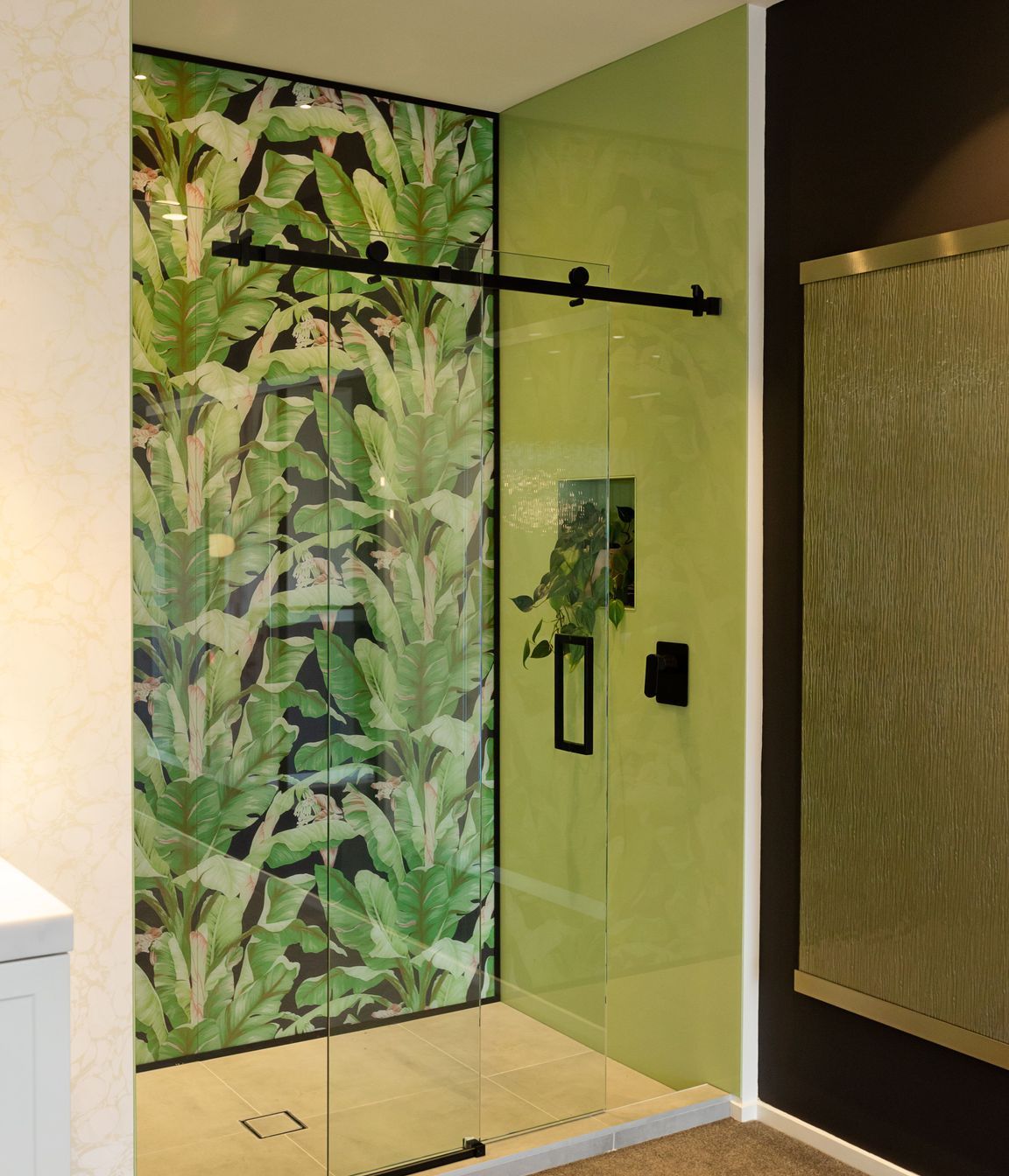 Image Glass Showroom
