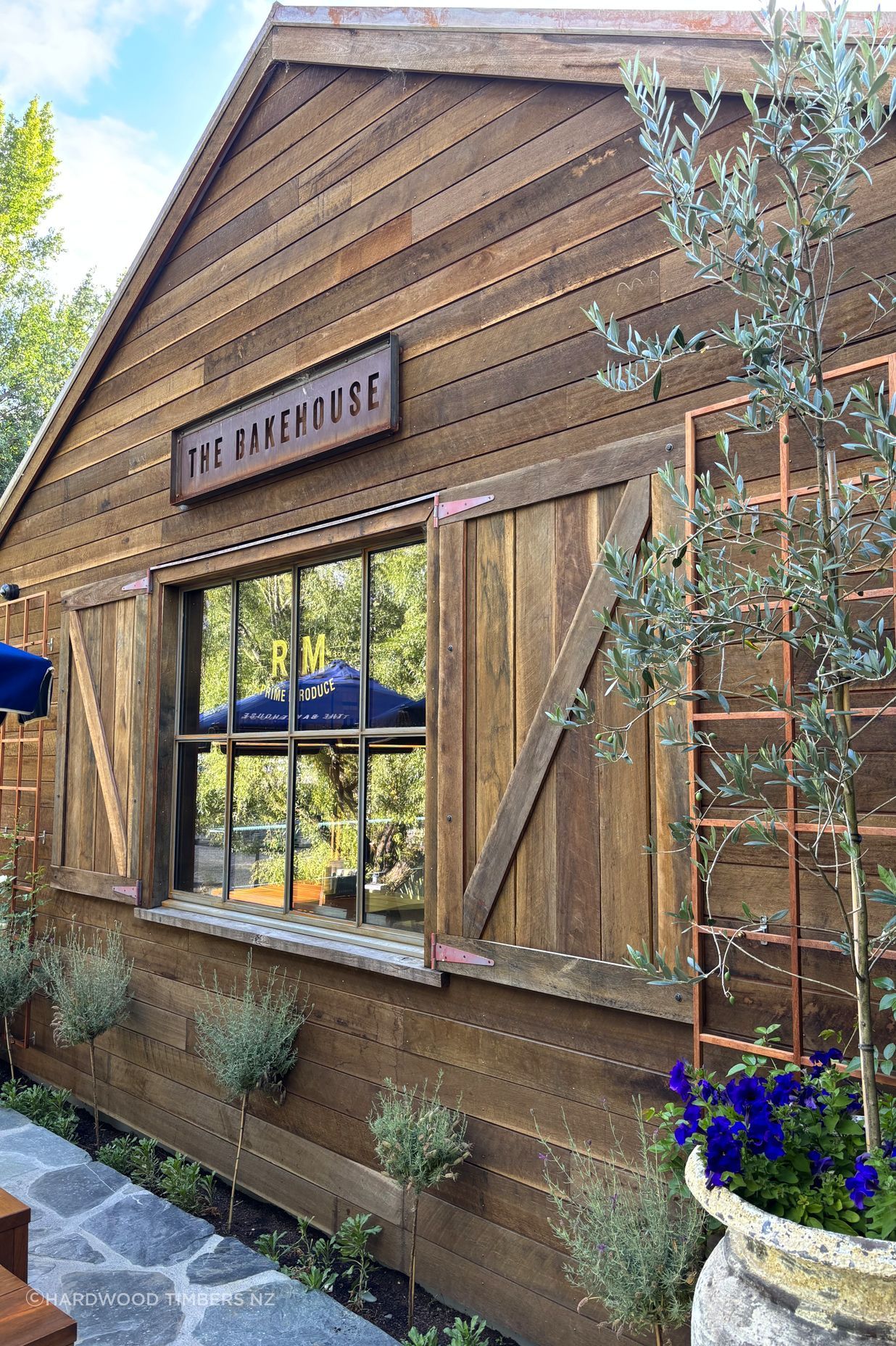 Hardwood cladding, The Bakehouse, Auyrburn