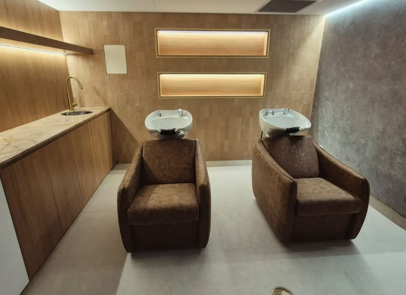 Opulence 254 (Hair Salon)