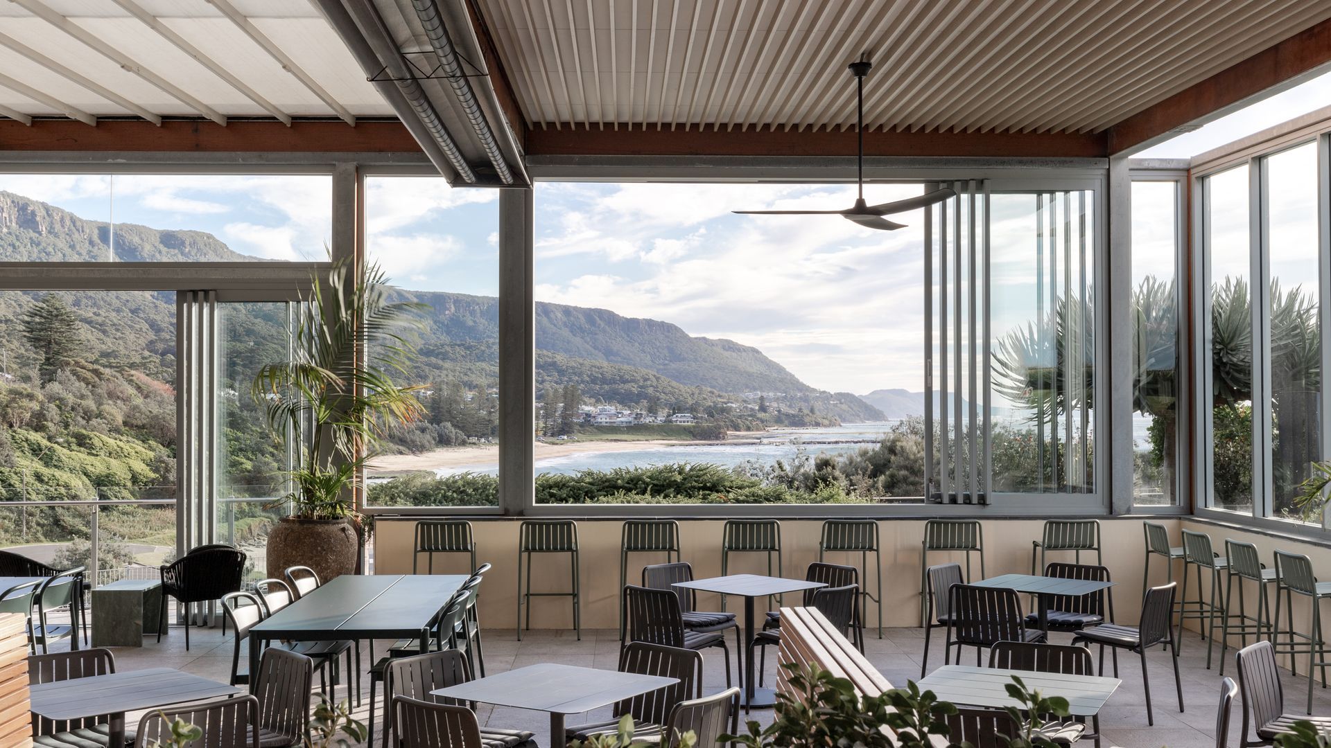 HEADLANDS HOTEL banner