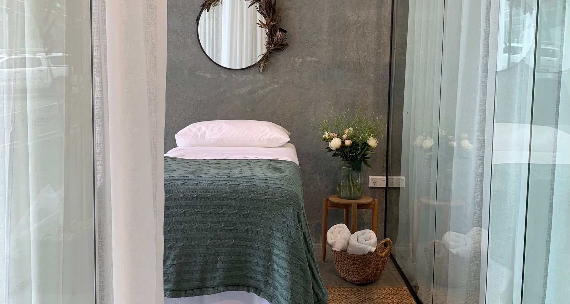 Salon banner