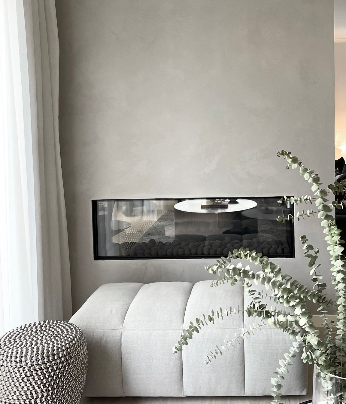 Fireplace, Pietra Levigata