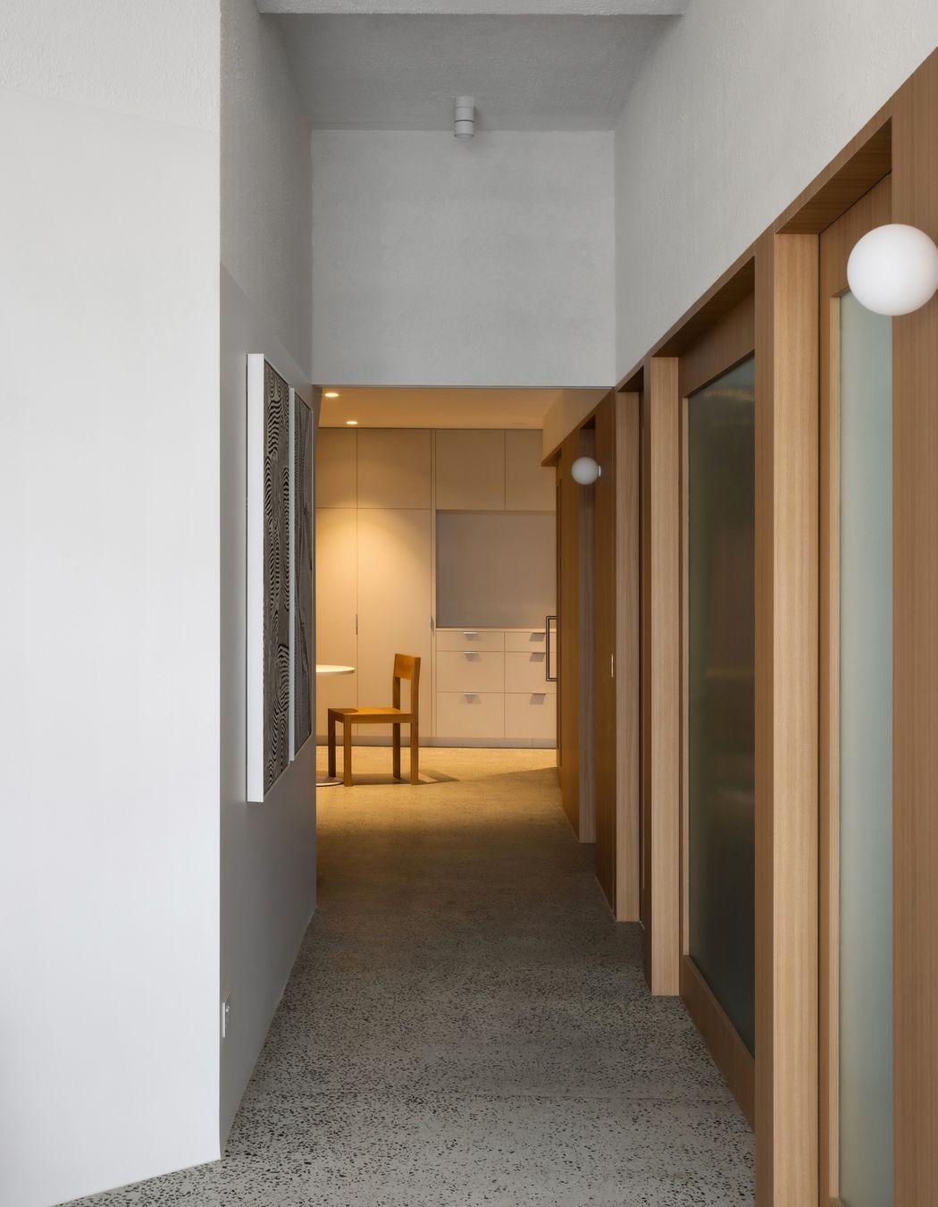 Image242a1920px.jpg