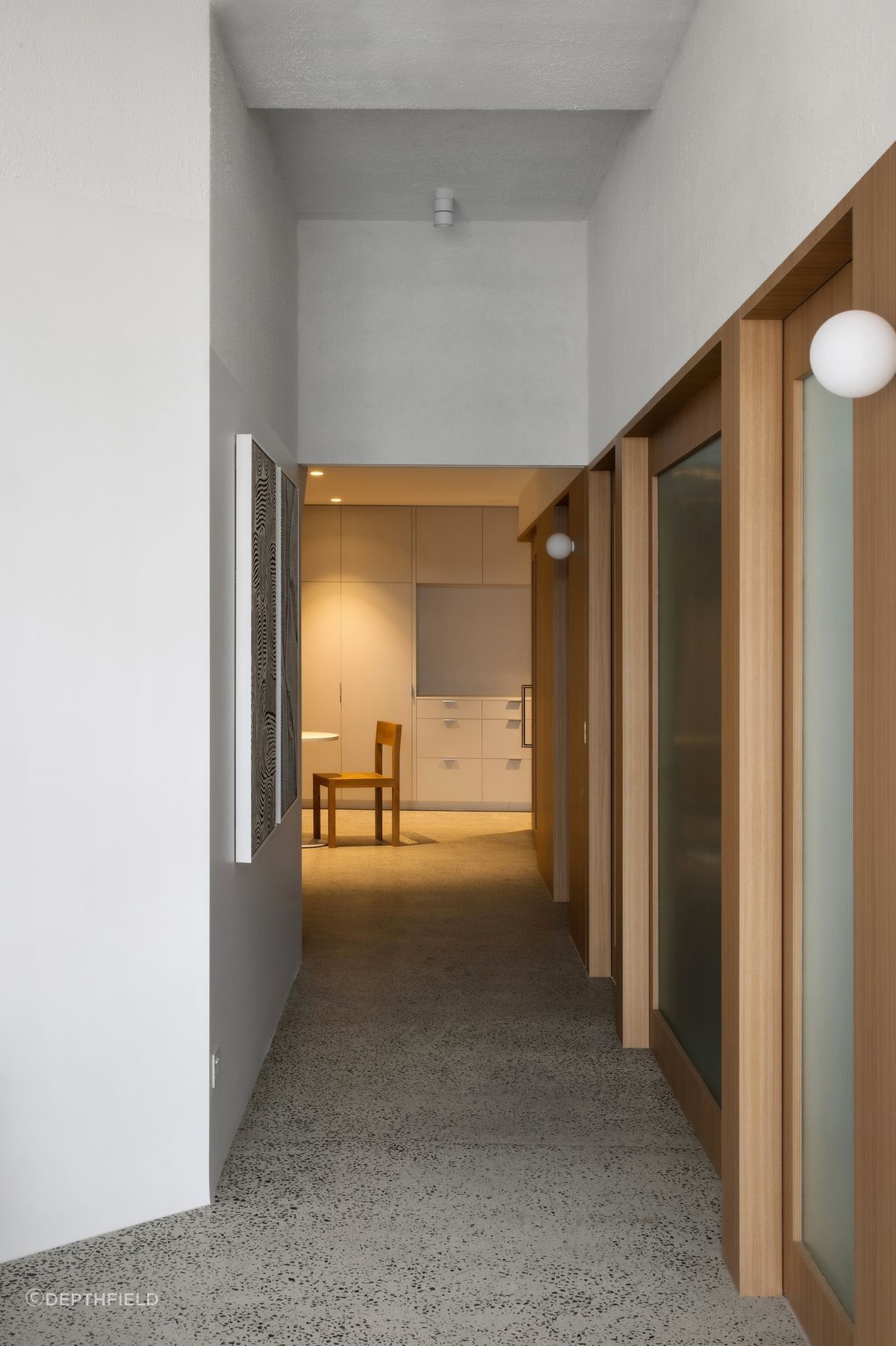 Image242a1920px.jpg