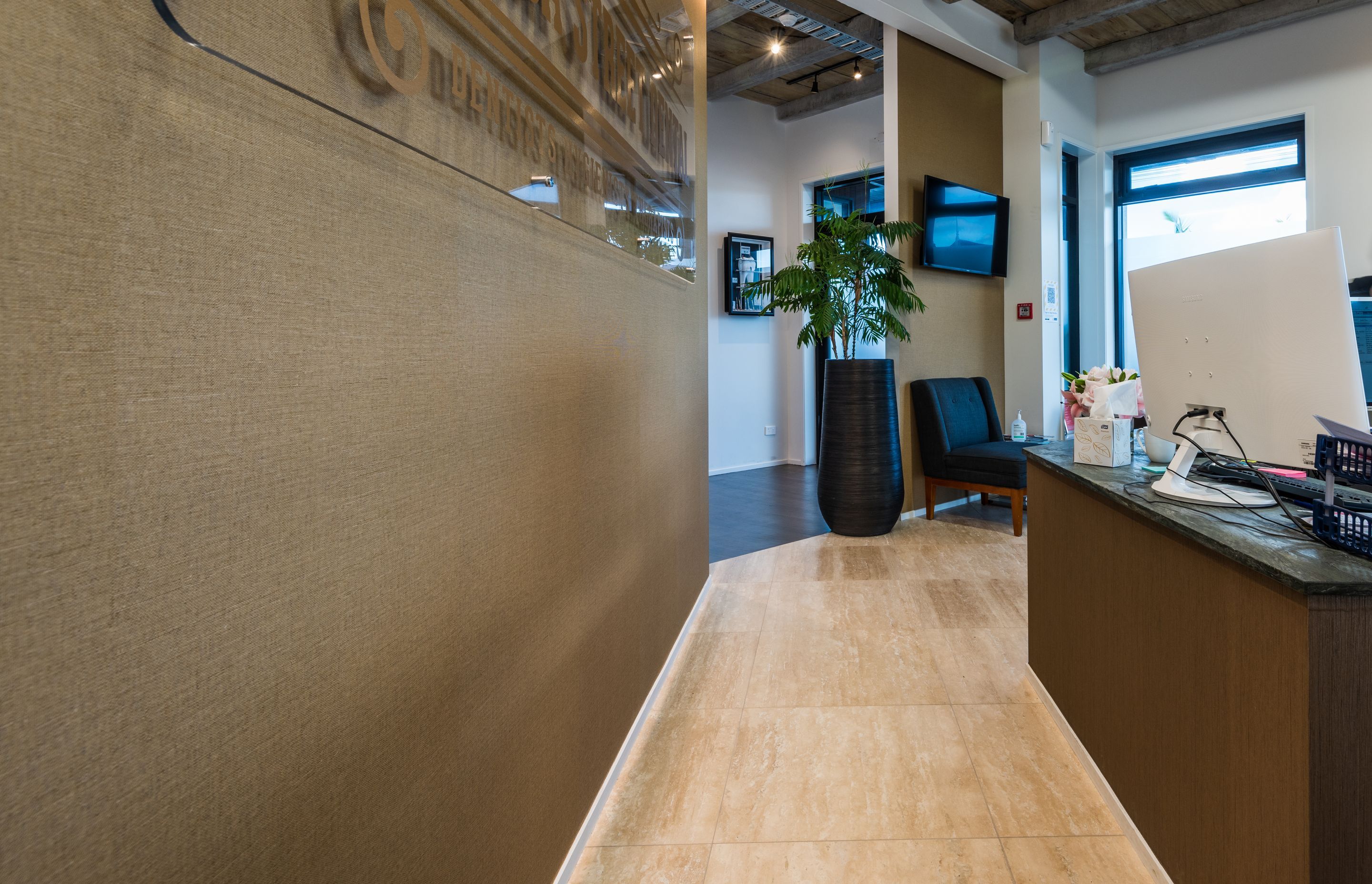 Hinemoa Dental Care, Brikenhead