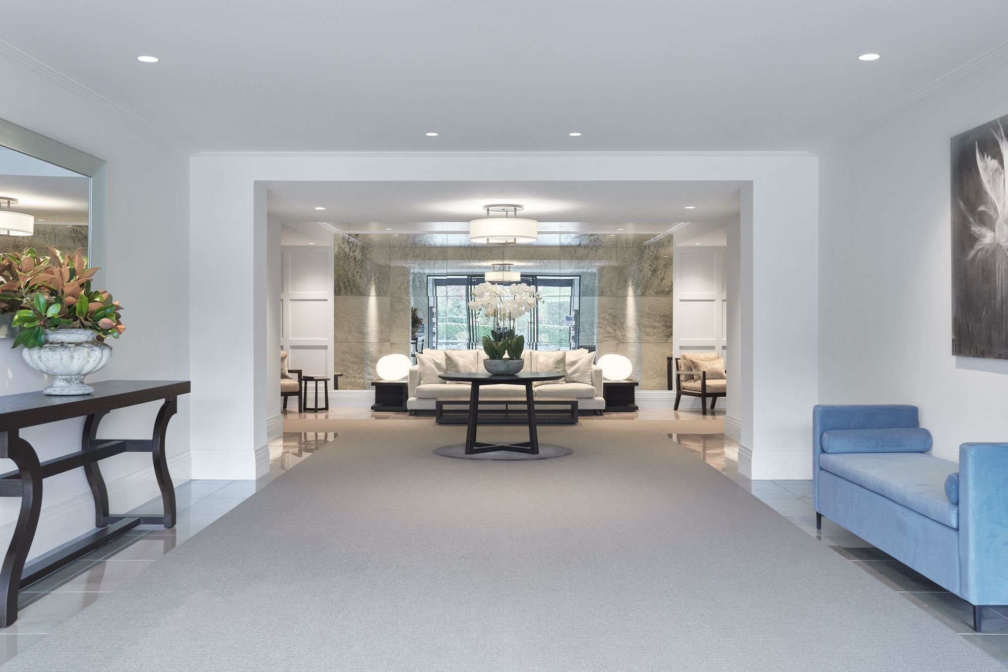 Apartment Lobby