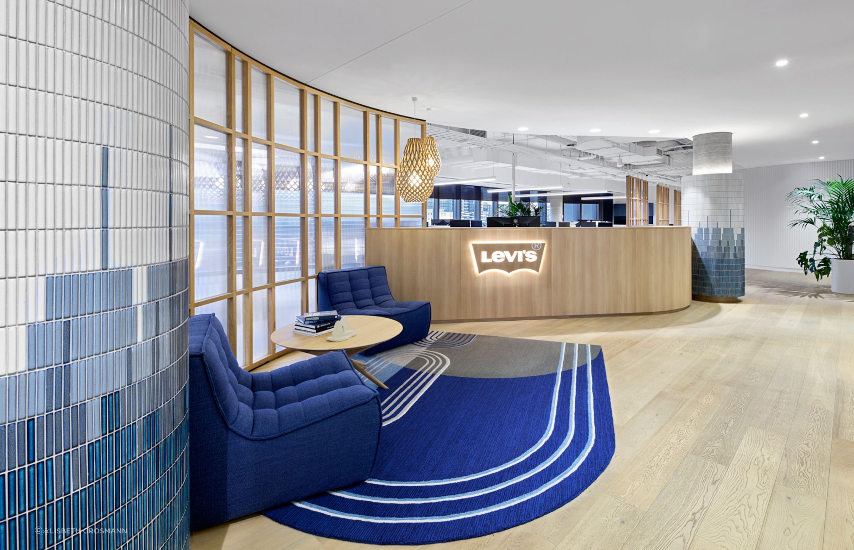 LOWRES-Cachet-Levis5150.jpg