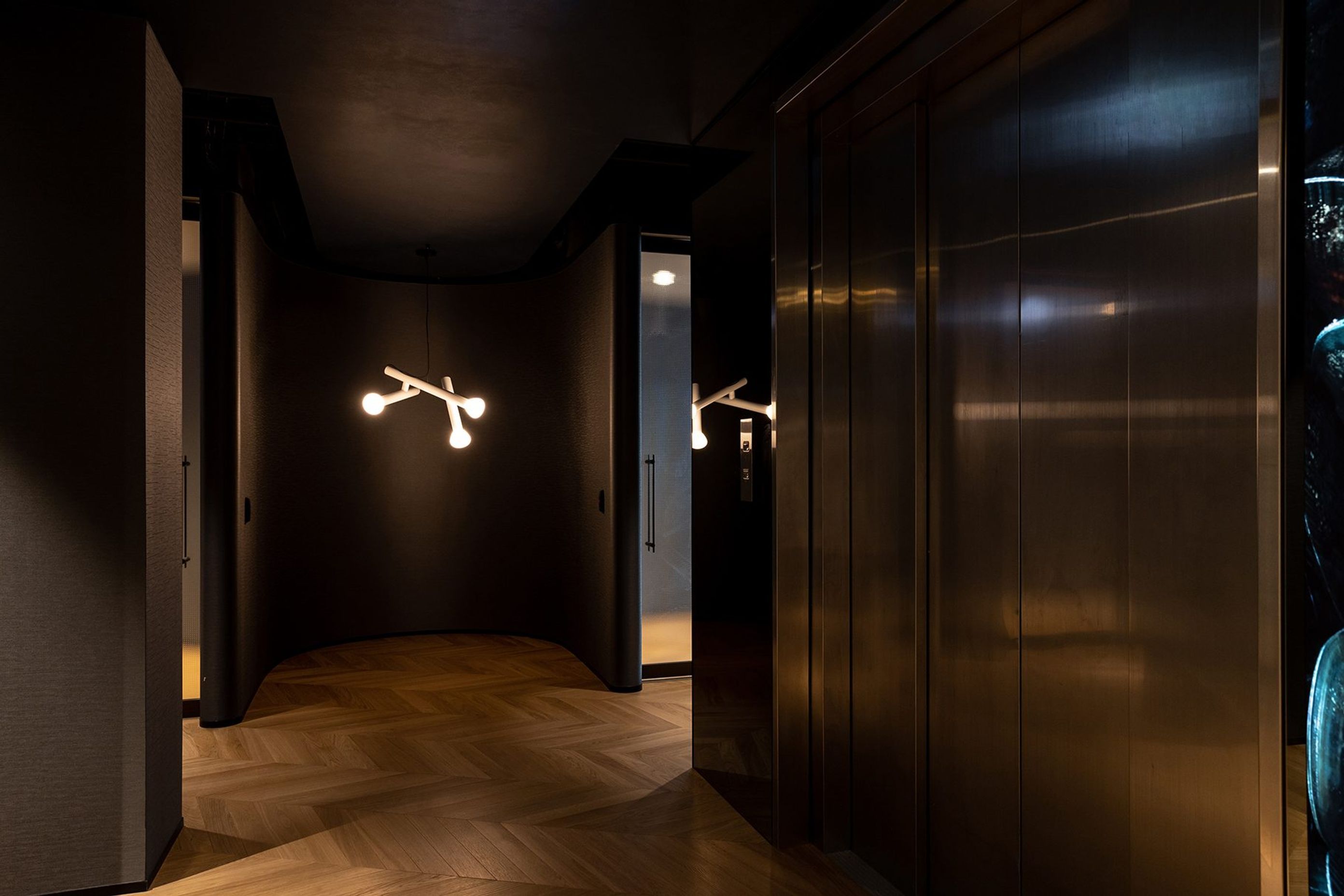 Level 17, Private Offices, HSBC Tower