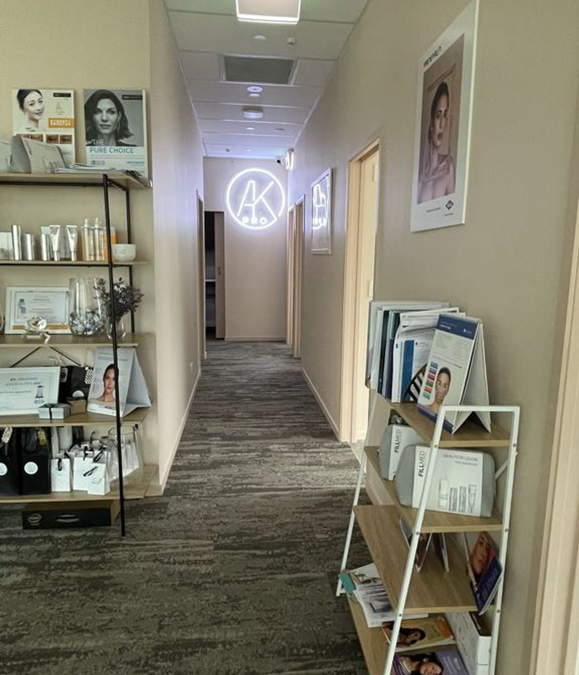 AK Pro Anti-Ageing Clinic