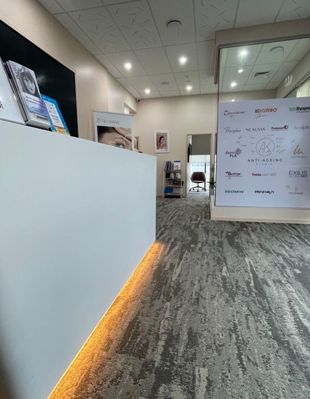 AK Pro Anti-Ageing Clinic