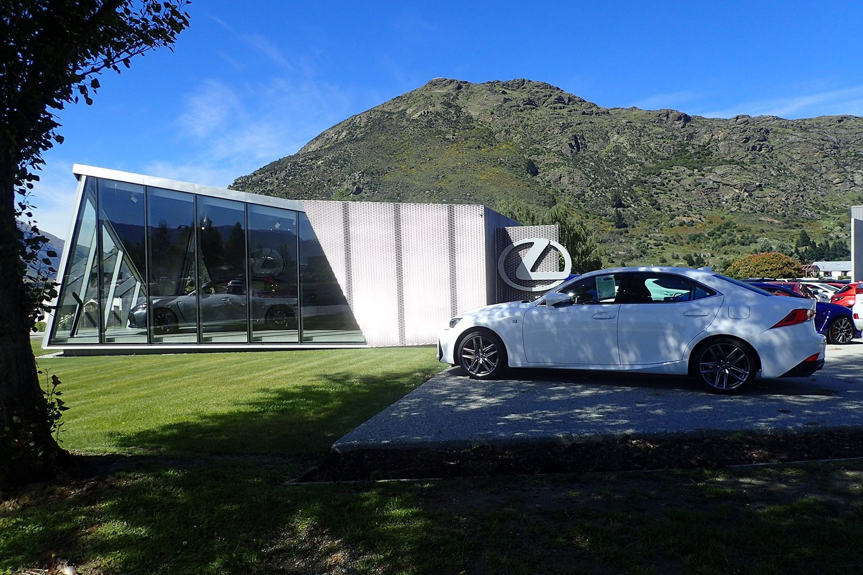 Lexus Queenstown