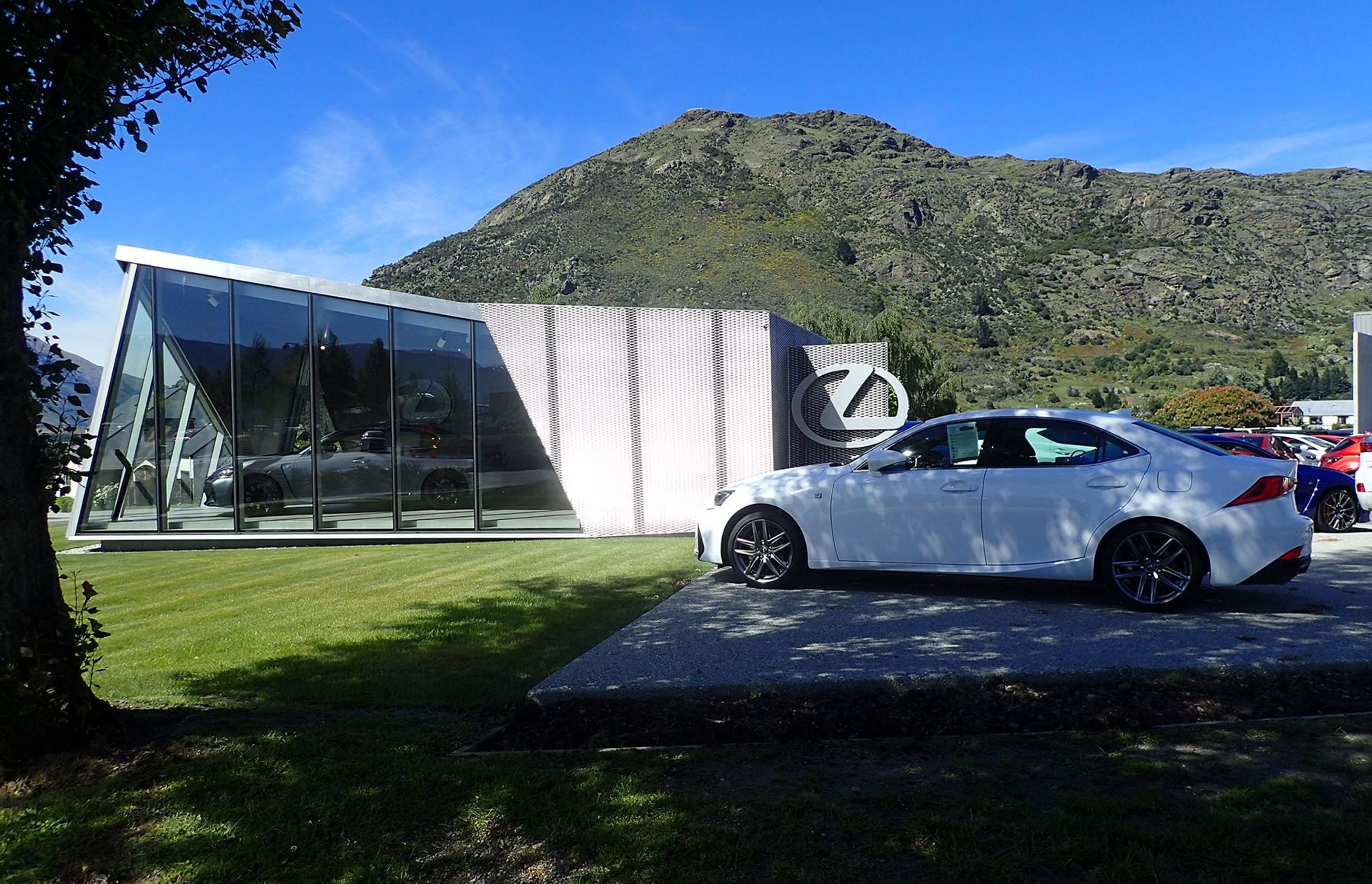 Lexus Queenstown