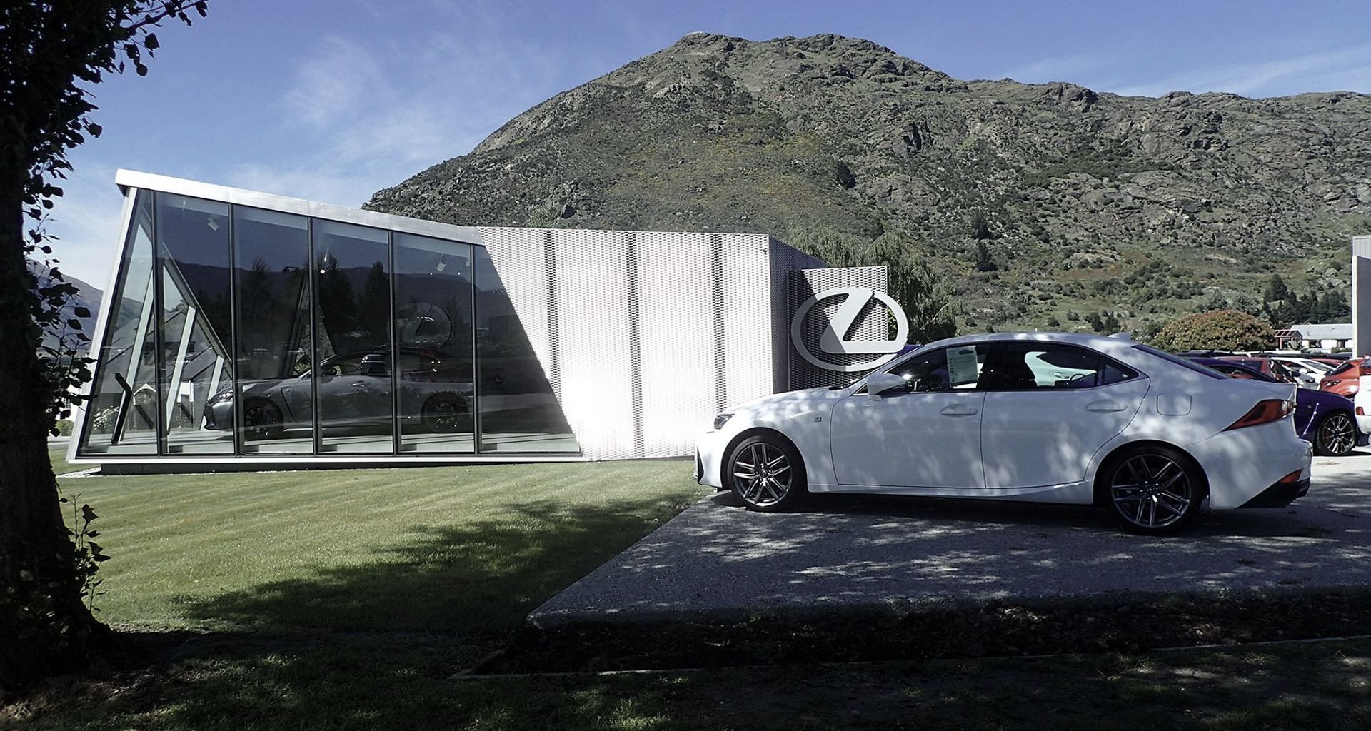 Lexus Queenstown banner