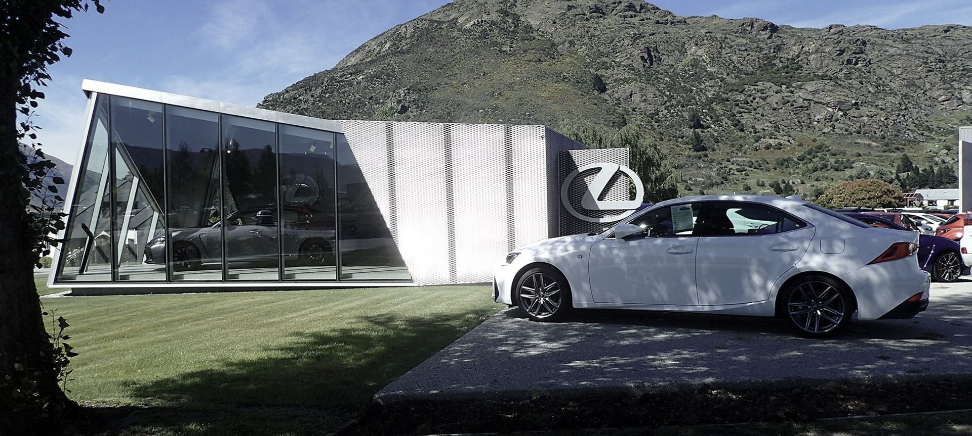 Lexus Queenstown banner