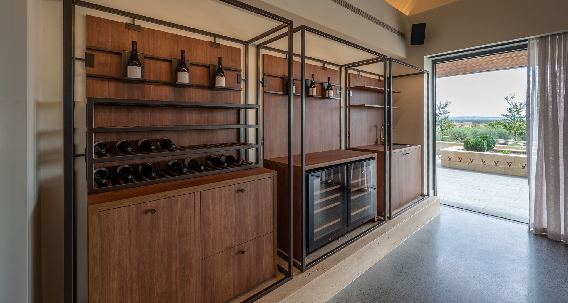 V Vineyard Winery – ‘Box Wood’ banner