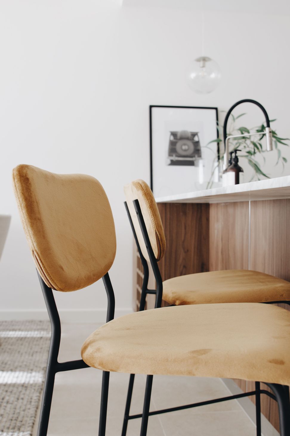 Five Dock Display Suite Pt.2 | Counter Stools