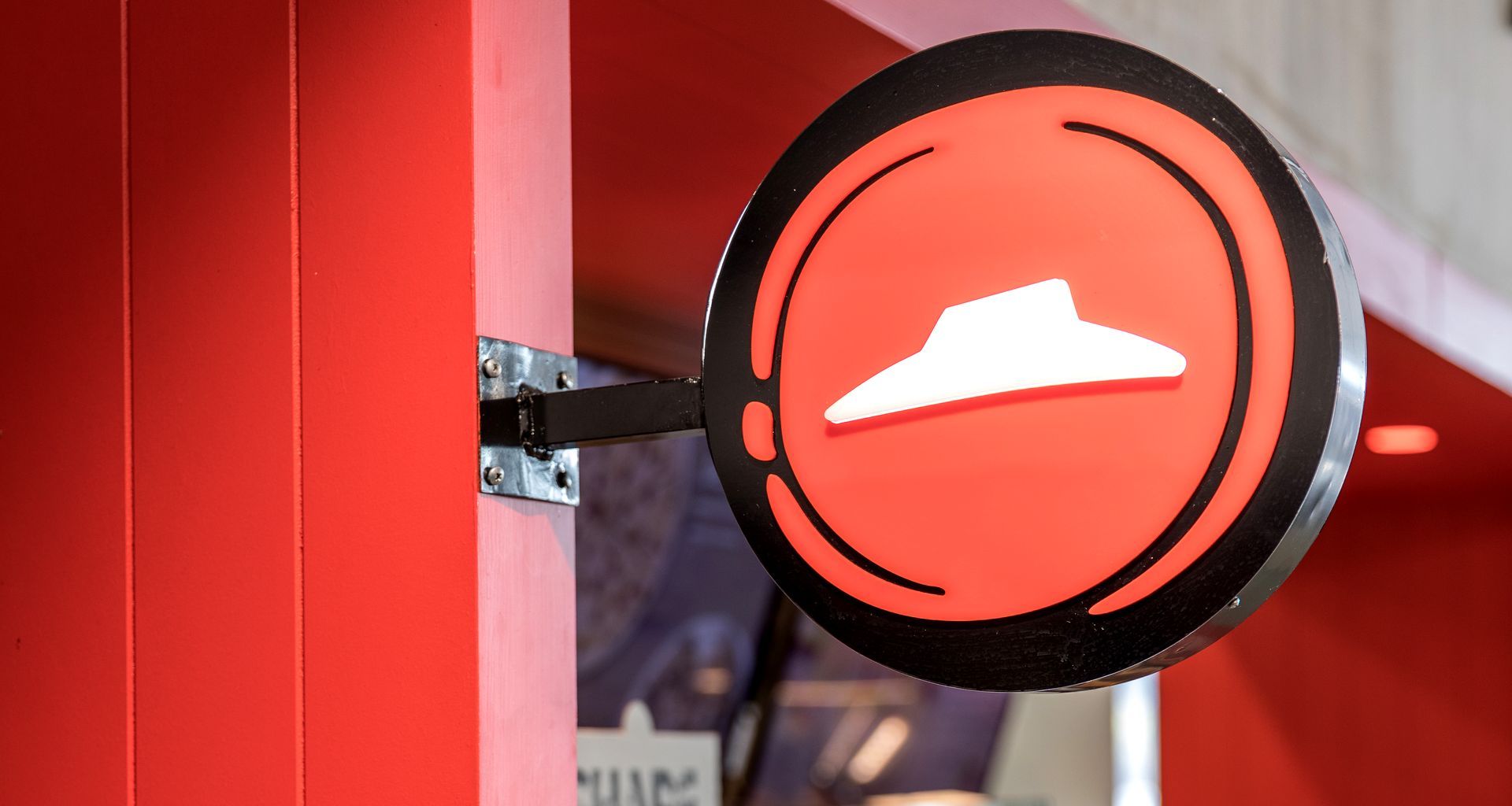 Pizza Hut banner