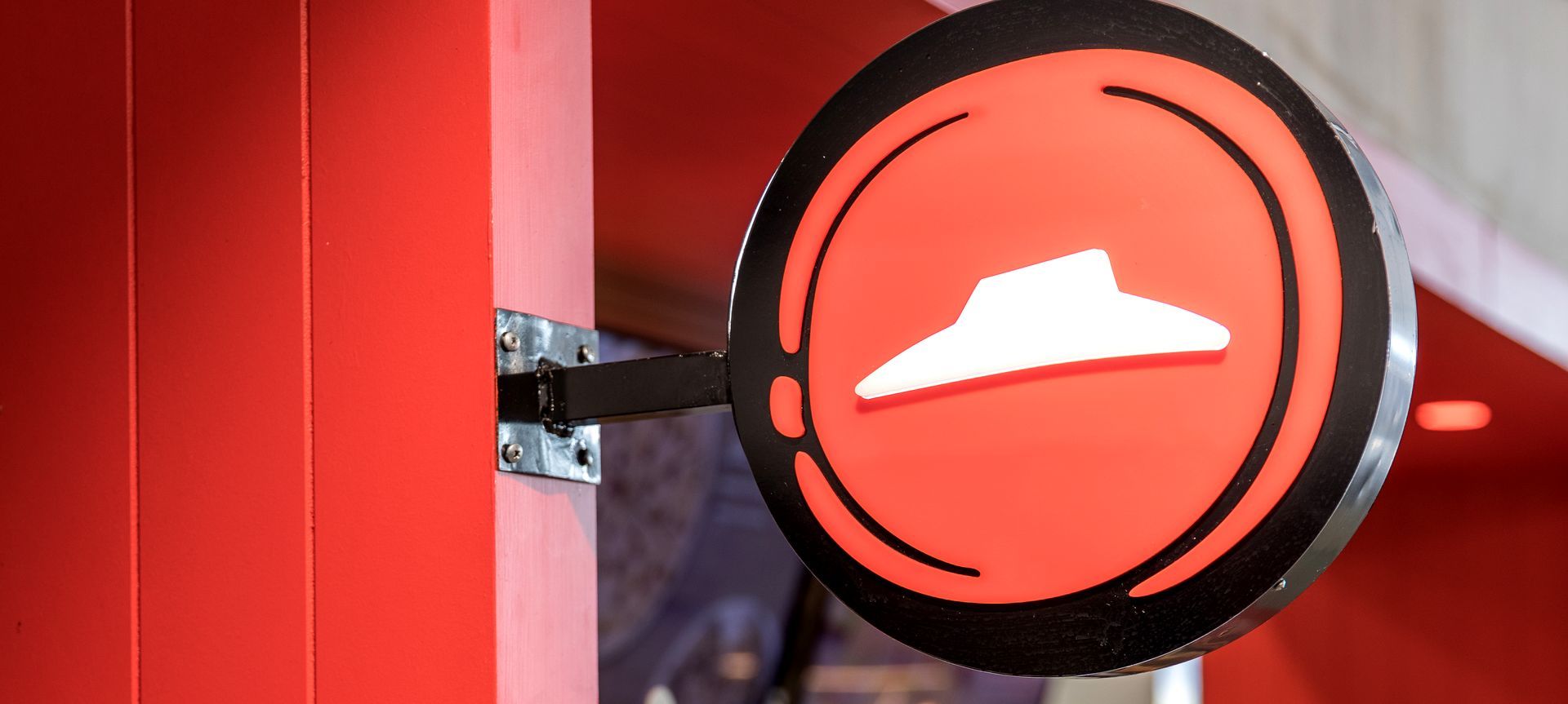Pizza Hut banner