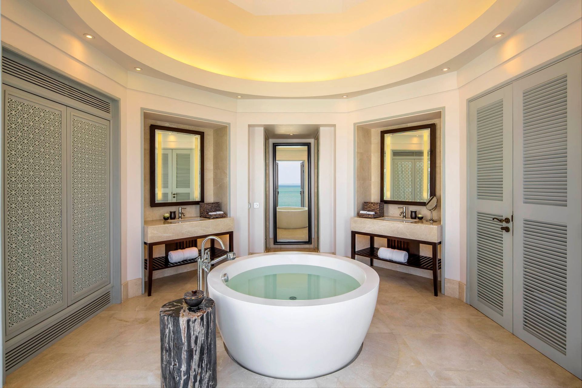 PoolVilla.jpg
