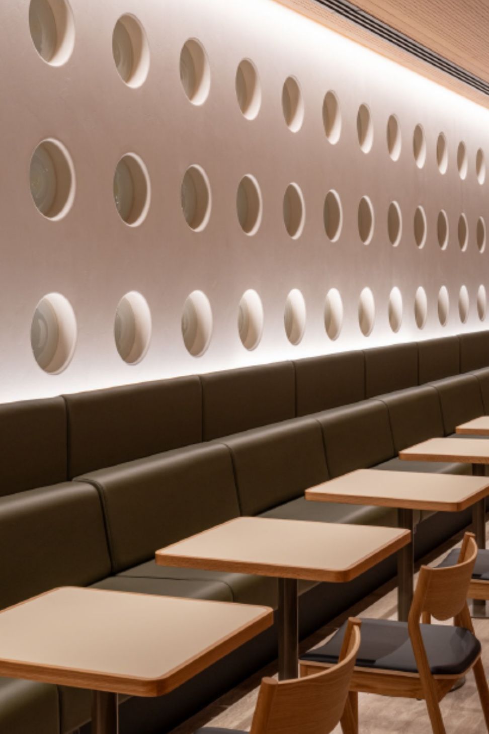 QantasLoungeportholesfinal-image.jpeg