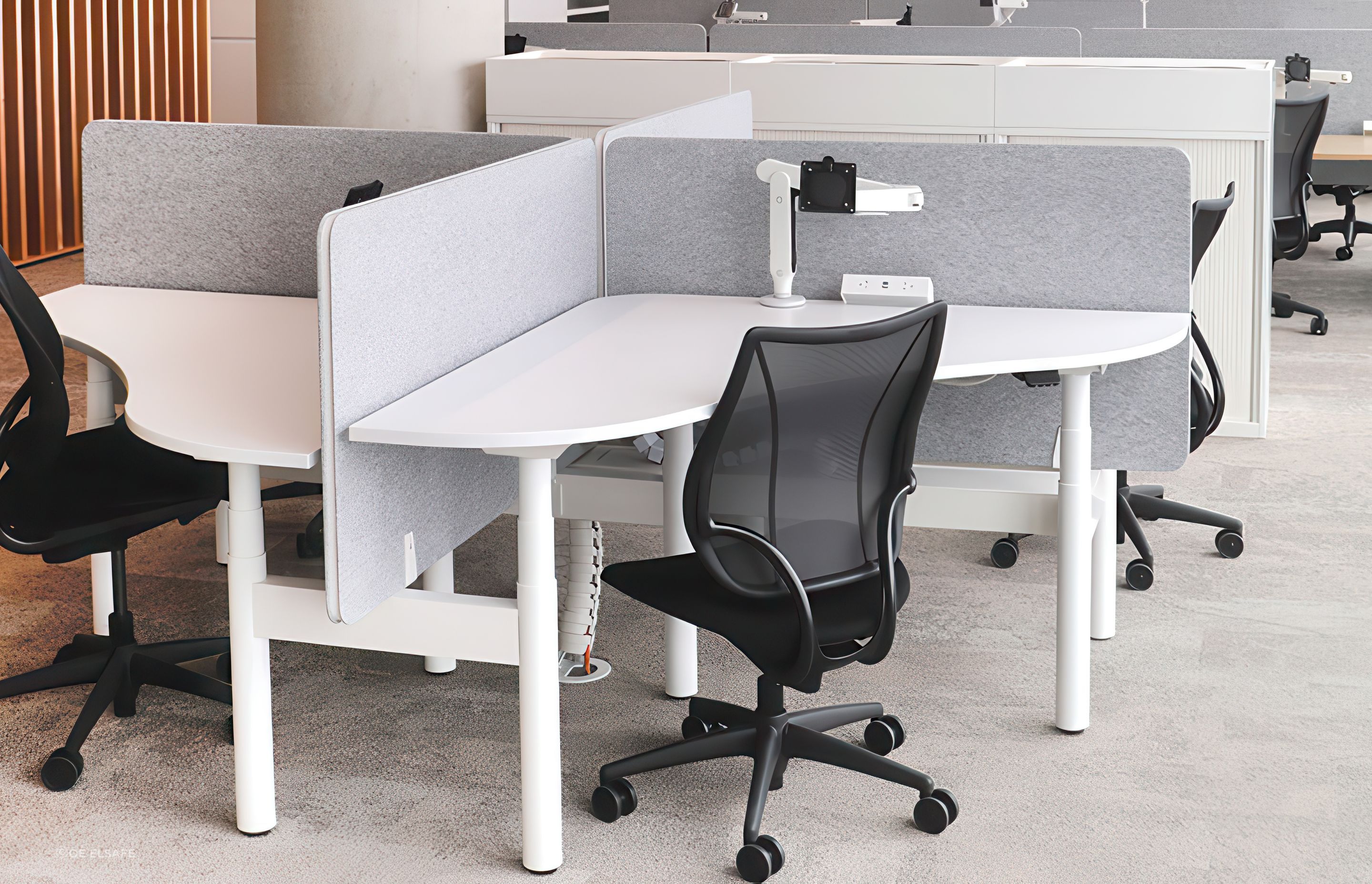 QikFIT-QikSILVA-4PS-Desking-OE-Elsafe-B-gigapixel-low-resolution-v2-6x.jpeg