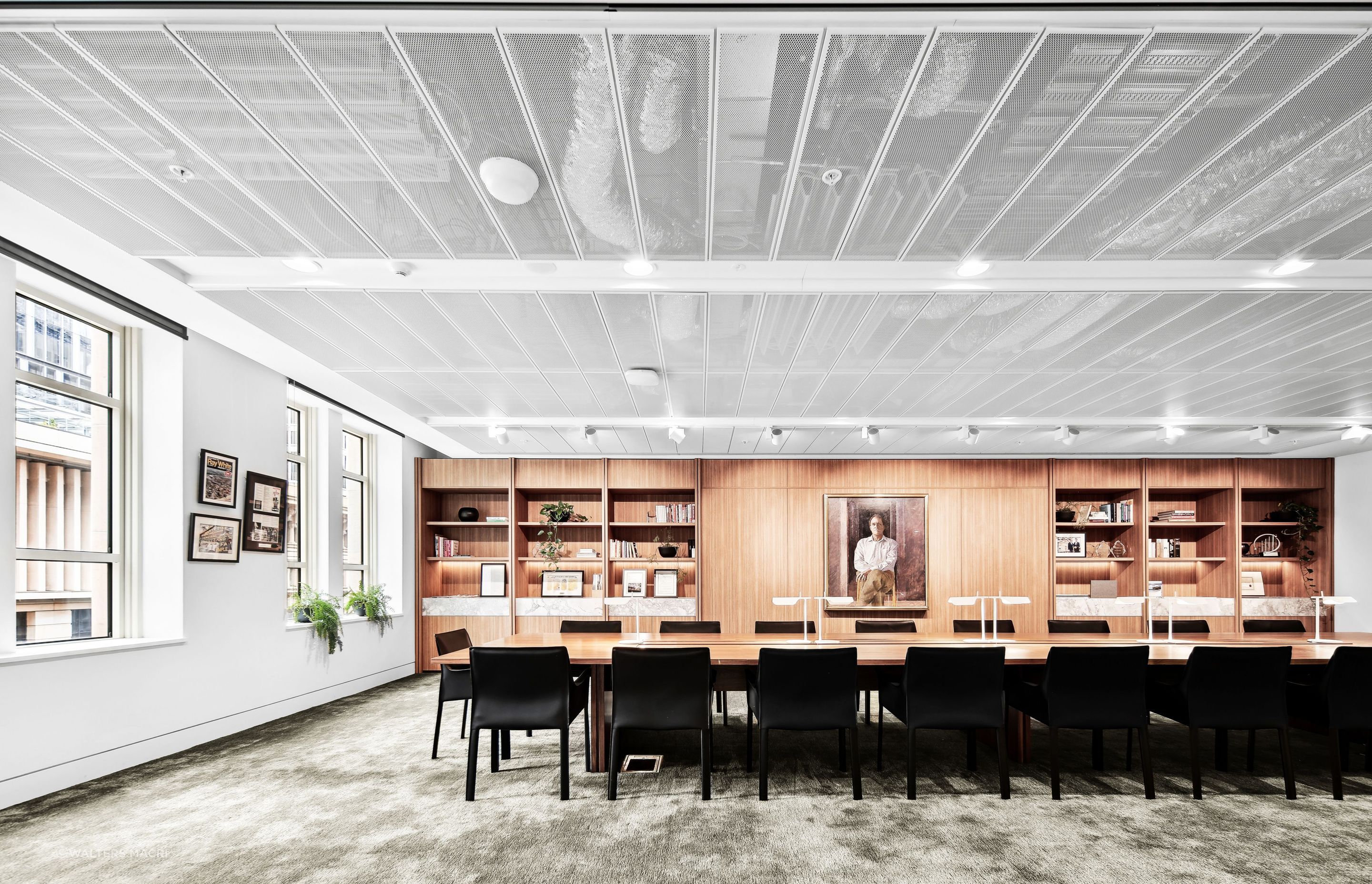 RayWhiteCorporateHeadOfficeHighOffice2.jpg