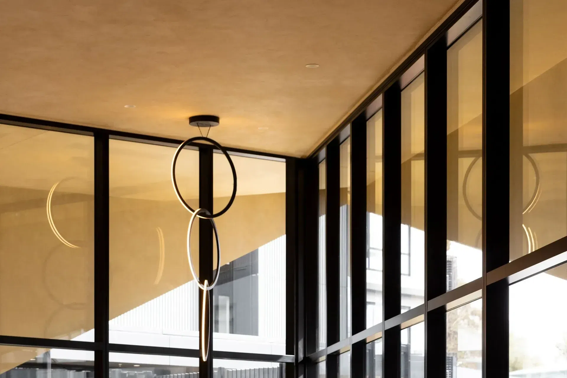 Resido-pavilion-suavetwotone-ceiling-ambitec.webp