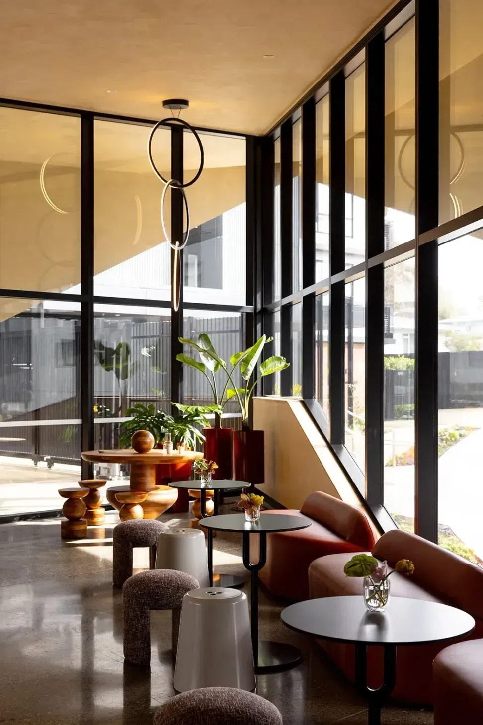 Resido-pavilion-suavetwotone-corner-ambitec.webp