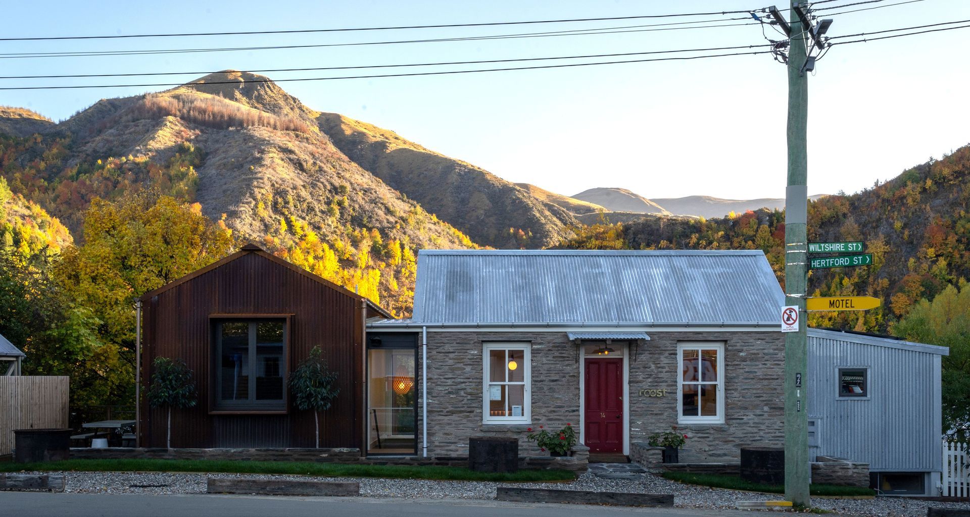Roost Cottage banner