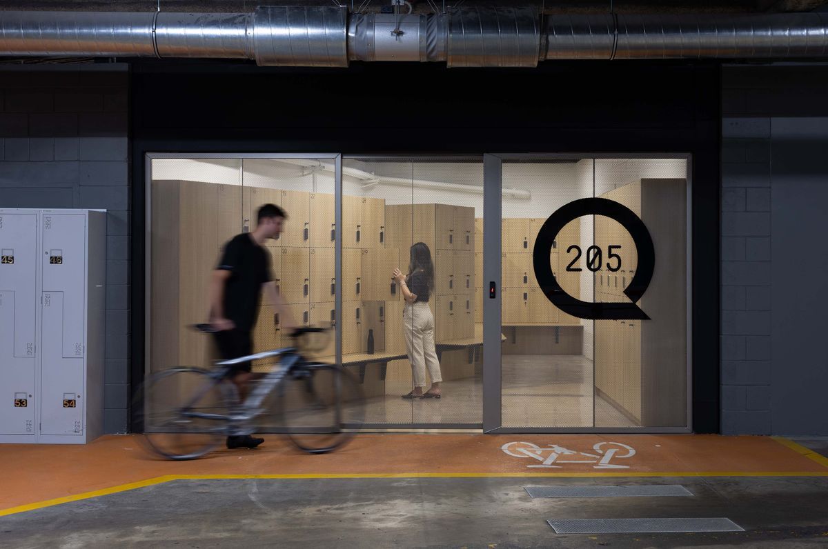 205Q End-of-Trip Facilities