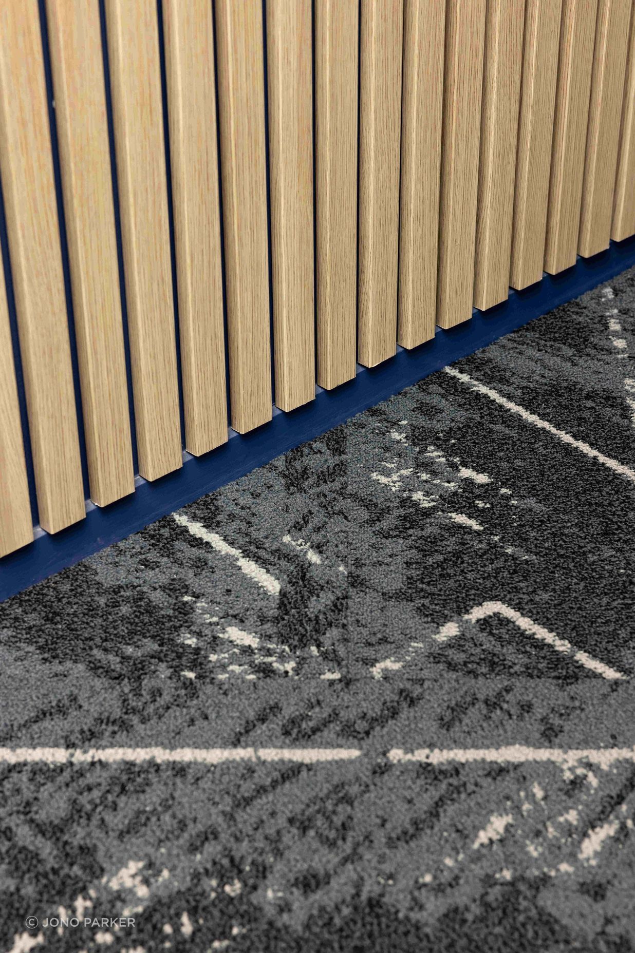 Scaniafloortowallpanel.jpg