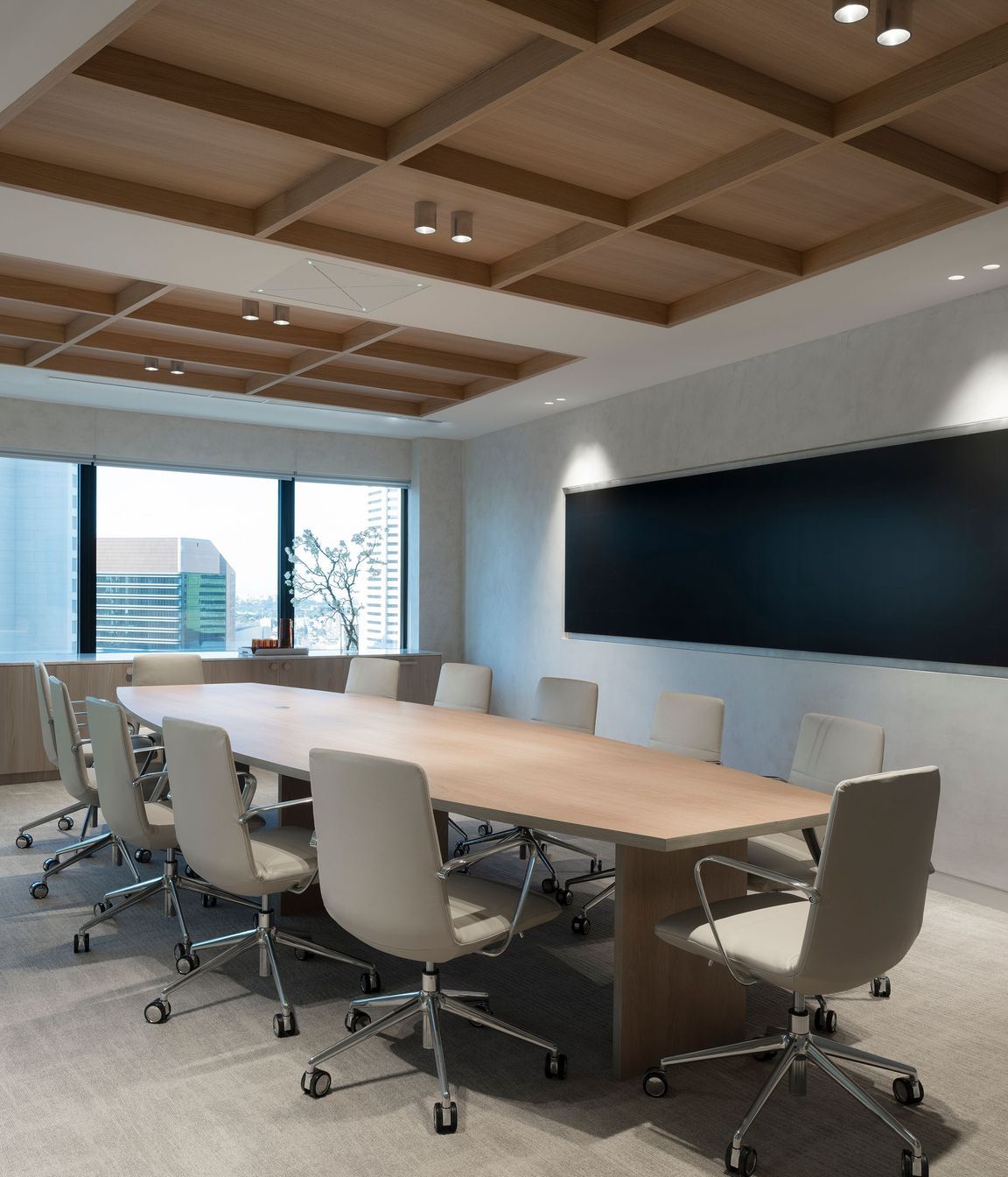 ScreenwoodSOUNDLINATheOaksWallCovering2.jpg