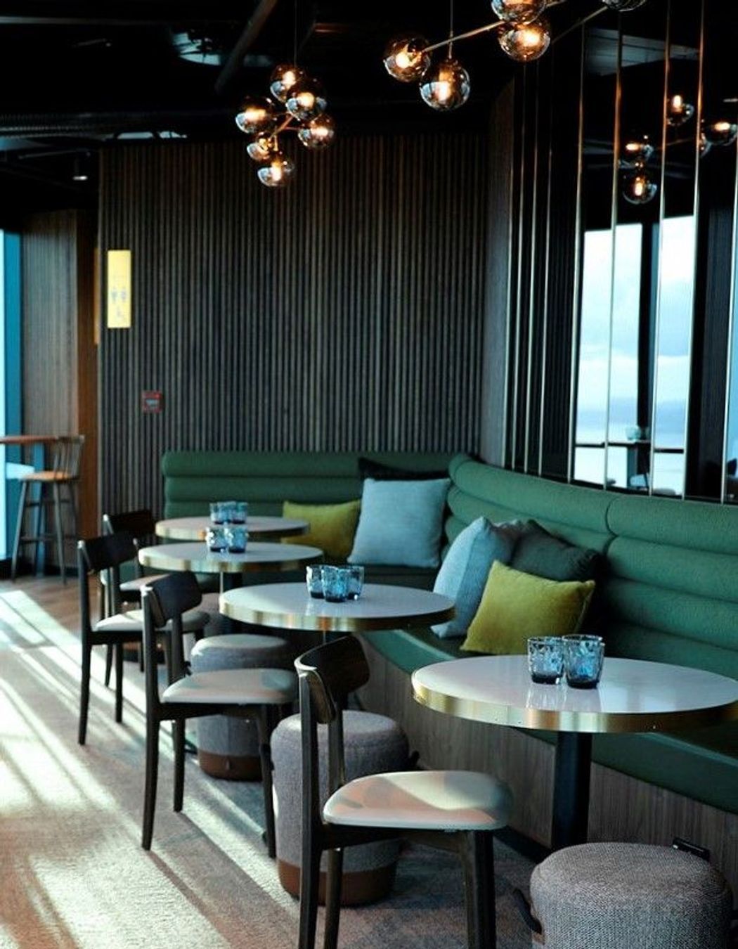 Skybar-5.jpg