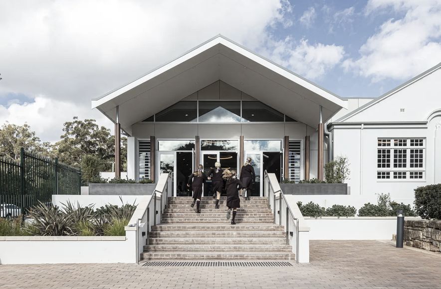 Kennedy Boarding House, Frensham